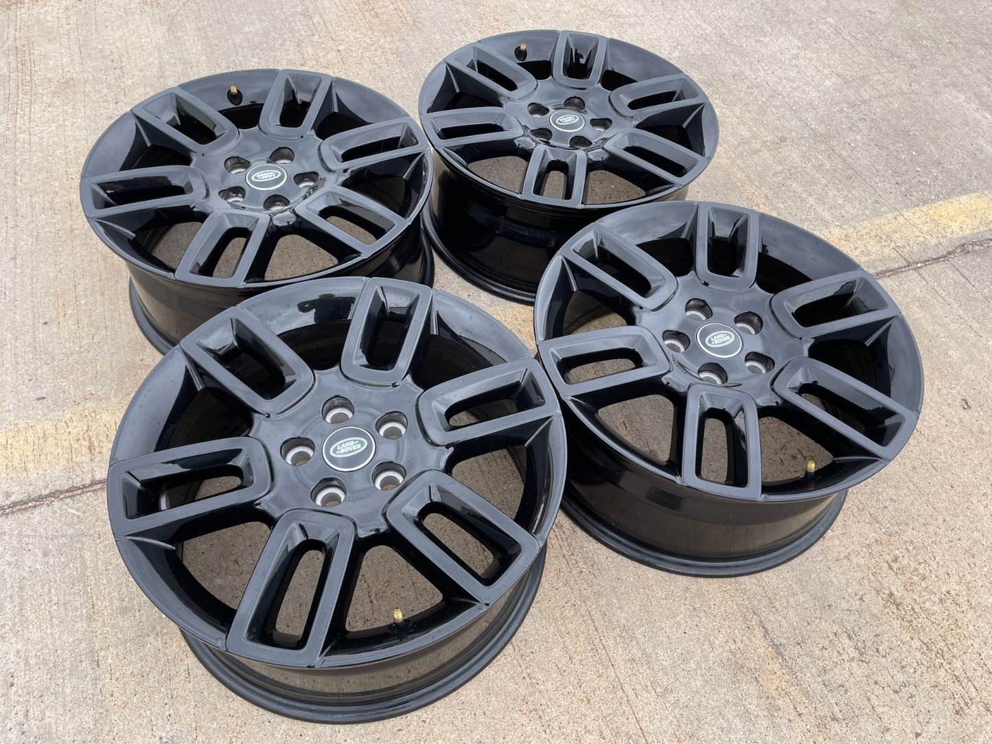 (5) 19" Land Rover DEFENDER Range Rover OEM 72350 wheels rims 2024 2025 2026 NEW