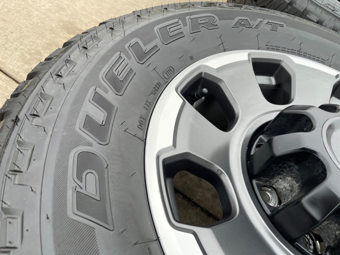 18" Ford F-250 F-350 OEM TREMOR 10482 rims wheels 2024 2025 2026 BRIDGESTONE