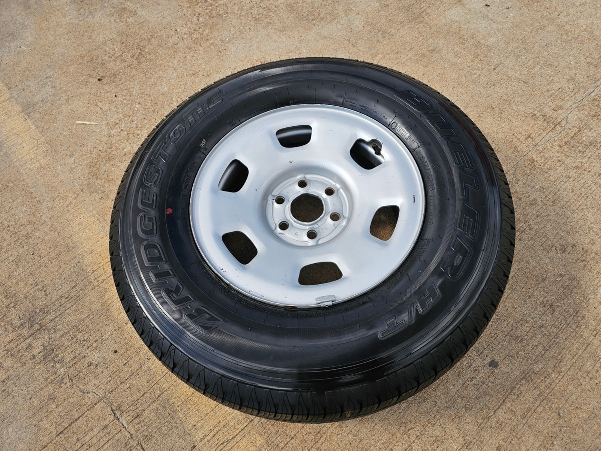 16" Chevy Colorado Z71 GMC Canyon OEM 8109 wheel rim tire spare