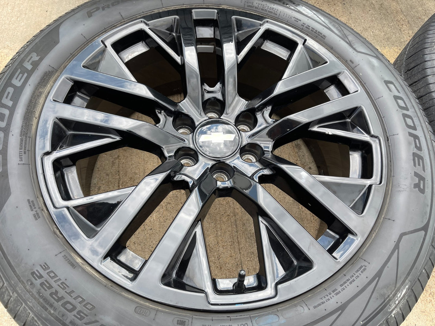 22" GMC Yukon Sierra OEM Chevy Silverado Tahoe 5903 wheels rims 2023 2024 2025