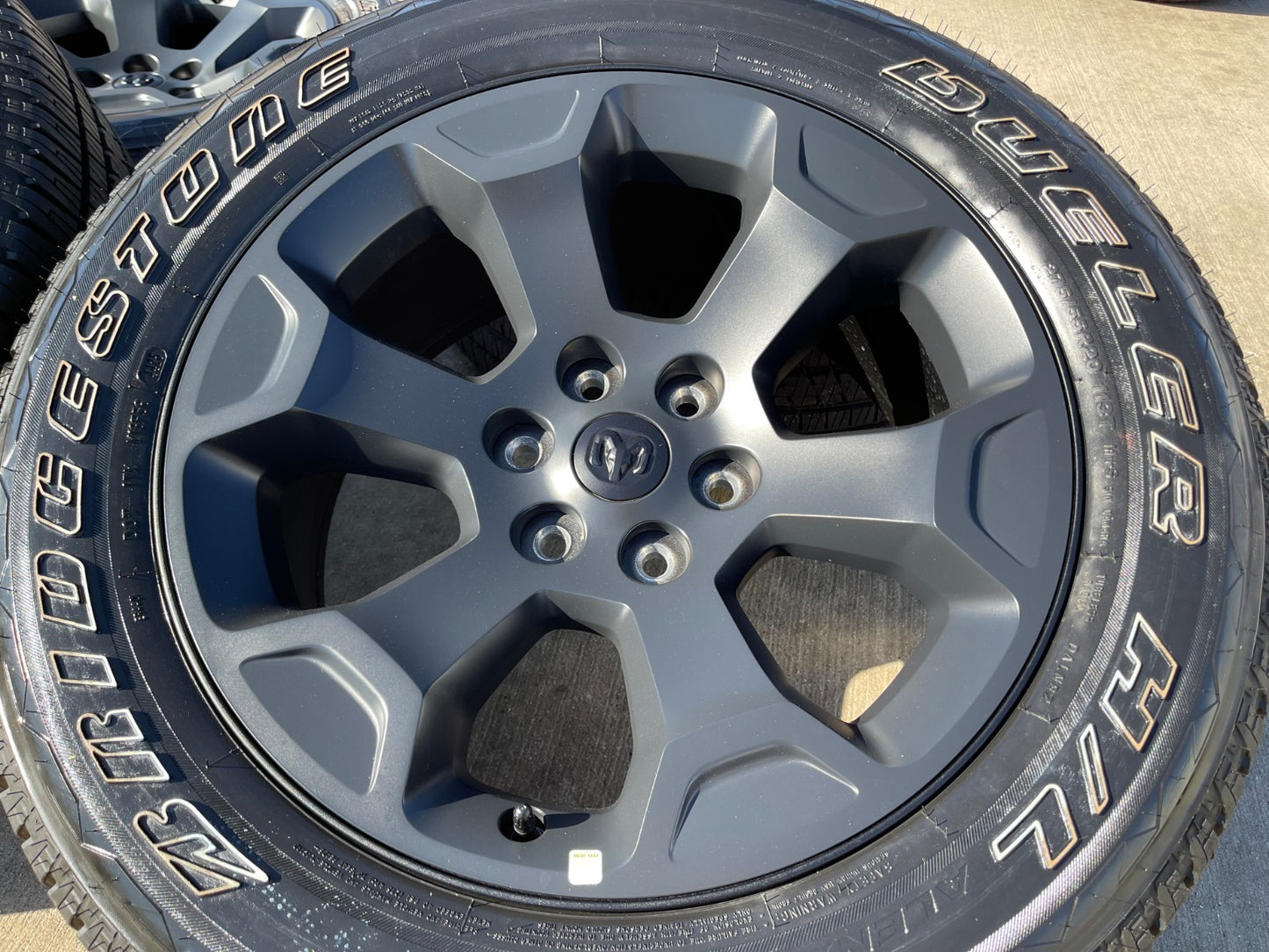 20" Dodge Ram 1500 OEM Laramie Black 2680 wheels rims tires 2024 2025 2026 NEW