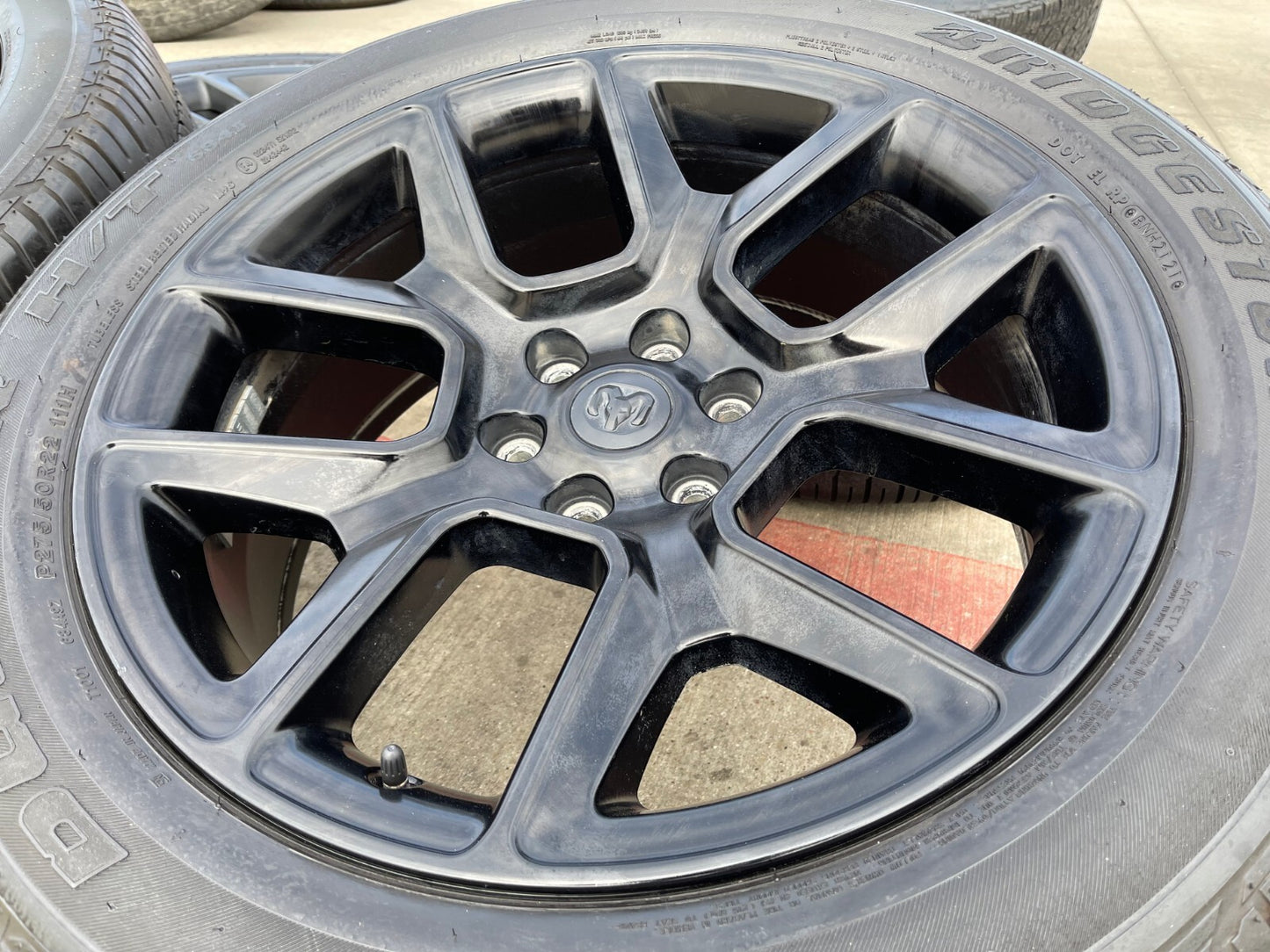 22" Dodge Ram 1500 OEM LIMITED Laramie wheels rims black 2725 2684 BRIDGESTONE