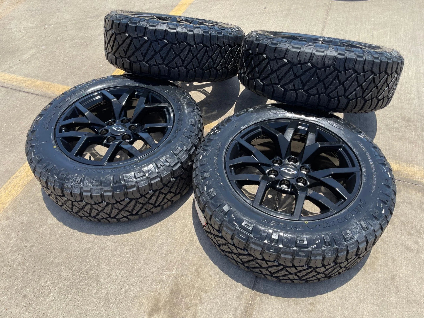 20" Chevy Silverado Z71 GMC Sierra Canyon OEM 14076 wheels rims 2025 2026 NEW