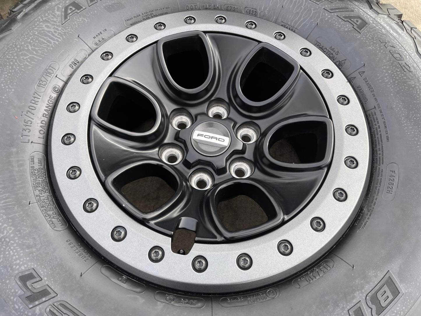 17" Ford F-150 Raptor OEM BEADLOCK rims wheels 10459 95210 BFG KO2 35" tires NEW
