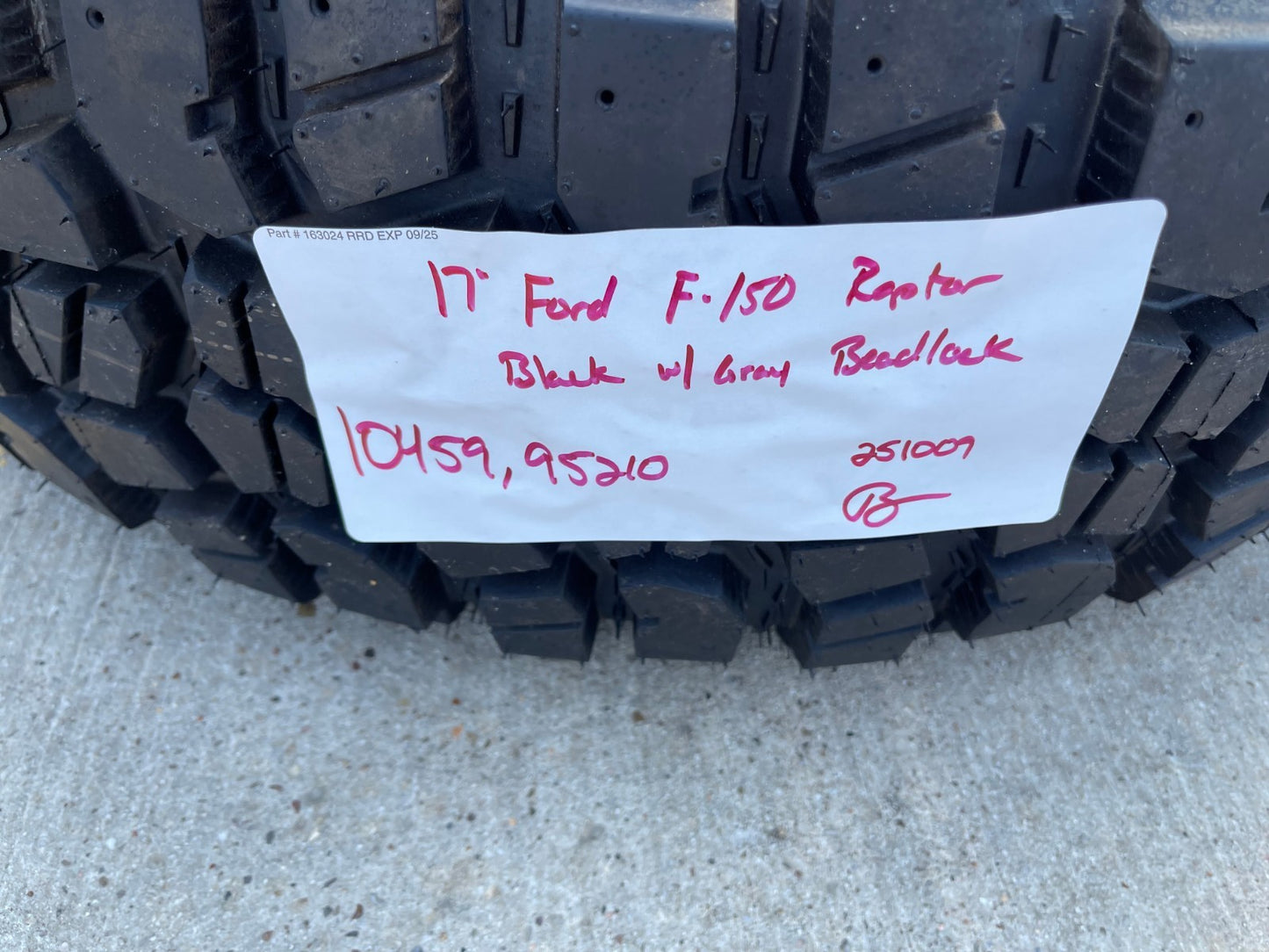 17" Ford F-150 Raptor OEM BEADLOCK rims wheels SET 10459 95210 37" tires NEW