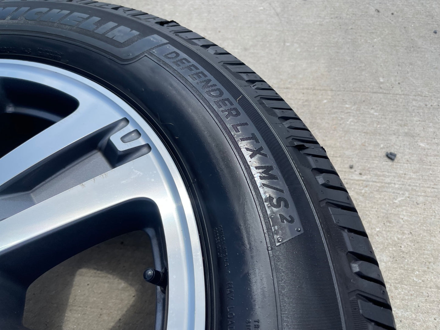 20" Toyota Tundra PLATINUM OEM 75159 SET wheels rims 5x150 tires MICHELIN