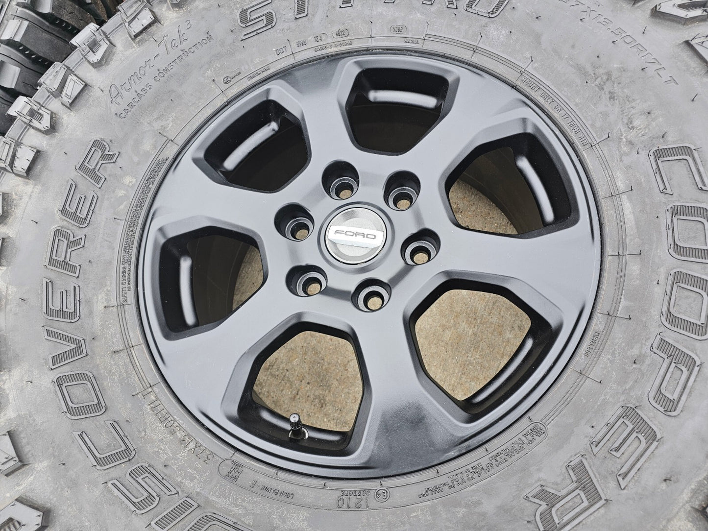 17" Ford Bronco SASQUACH wheels rims 10384 OEM Ranger COOPER STT PRO 37"