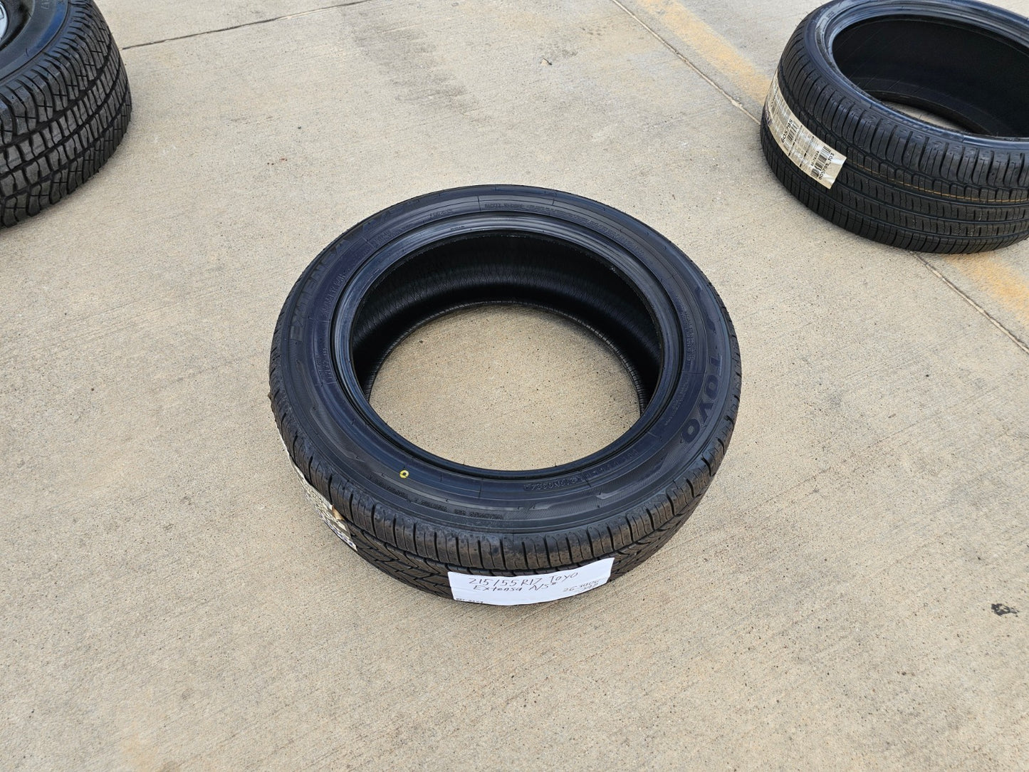 215/55/17 Toyo Extensa A/S 2 II tire 91H 215/55R17 NEW