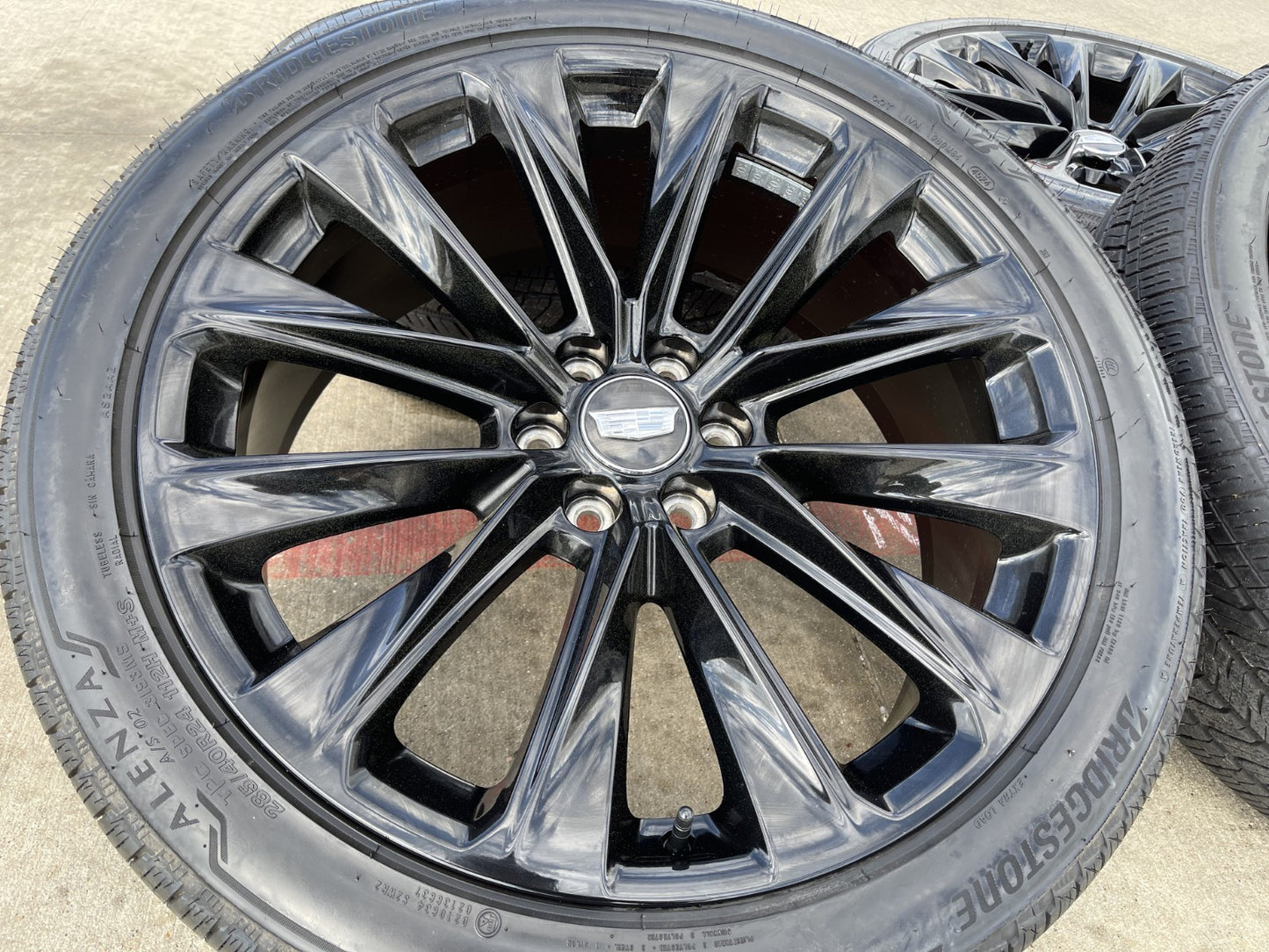 24" Cadillac Escalade V OEM ONYX wheels rims 2023 2024 2025 2026 BRIDGESTONE