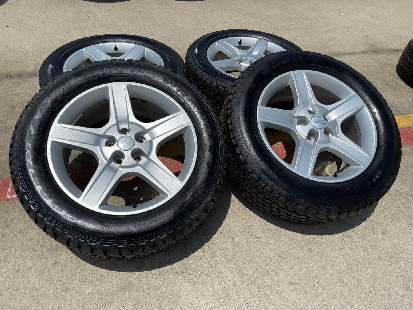 20" Land Rover Defender OEM wheels rims 72352 96980 Range 2023 2024 2025