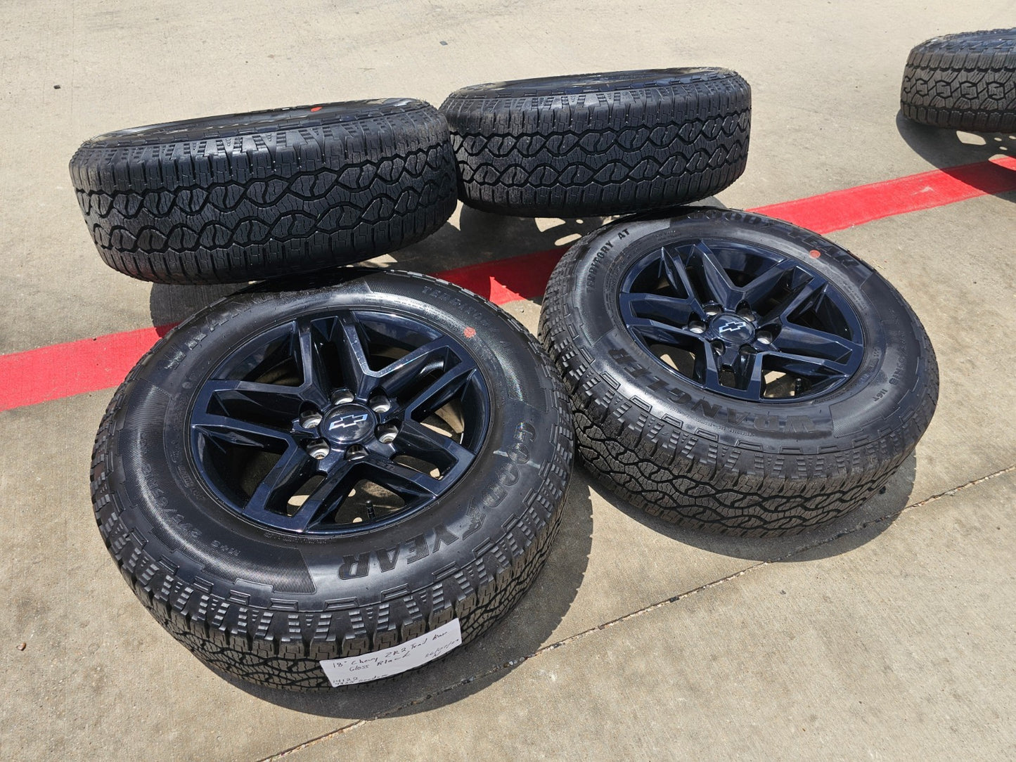 18" Chevy Silverado ZR2 Tahoe TRAIL BOSS GMC OEM 5911 wheels rims GOODYEAR NEW
