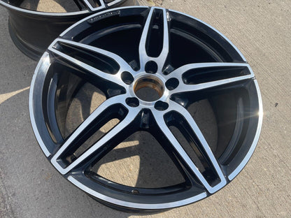 (1) 19" Mercedes C300 AMG OEM 85541 C63 Spare 2017 2018 2019 2020 2021 2022 2023