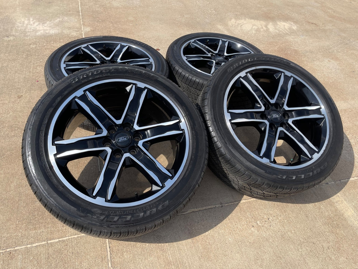 22" Ford F-150 Expedition PERFORMANCE OEM 10200 rims wheels BRIDGESTONE