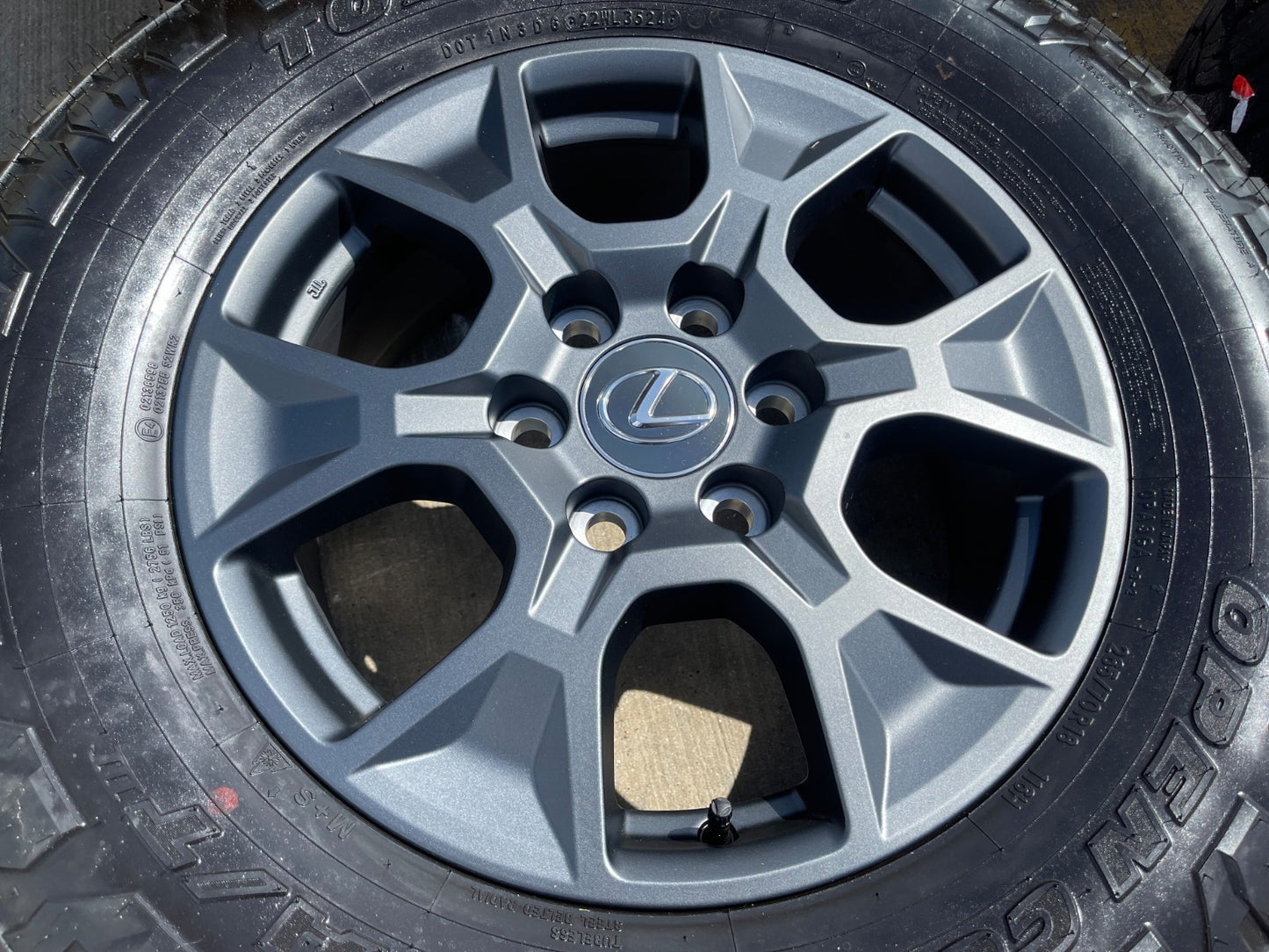 18" Toyota 4Runner Land Cruiser TRD Tundra OEM 10544 wheels rims GX550 TOYO A/T3
