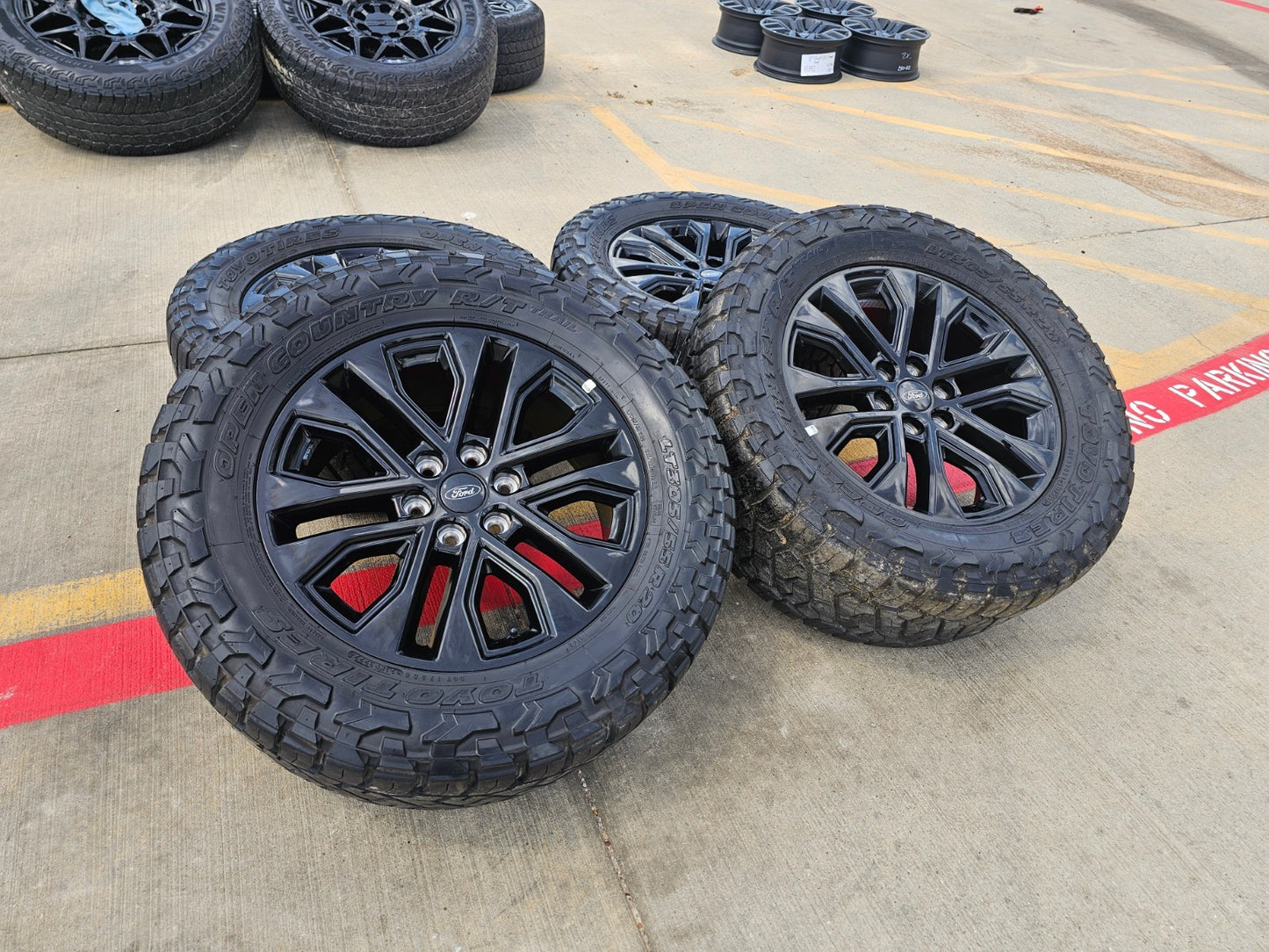 20" Ford F-150 LARIAT OEM 10619 rims wheels SET Expedition tires TOYO 33"