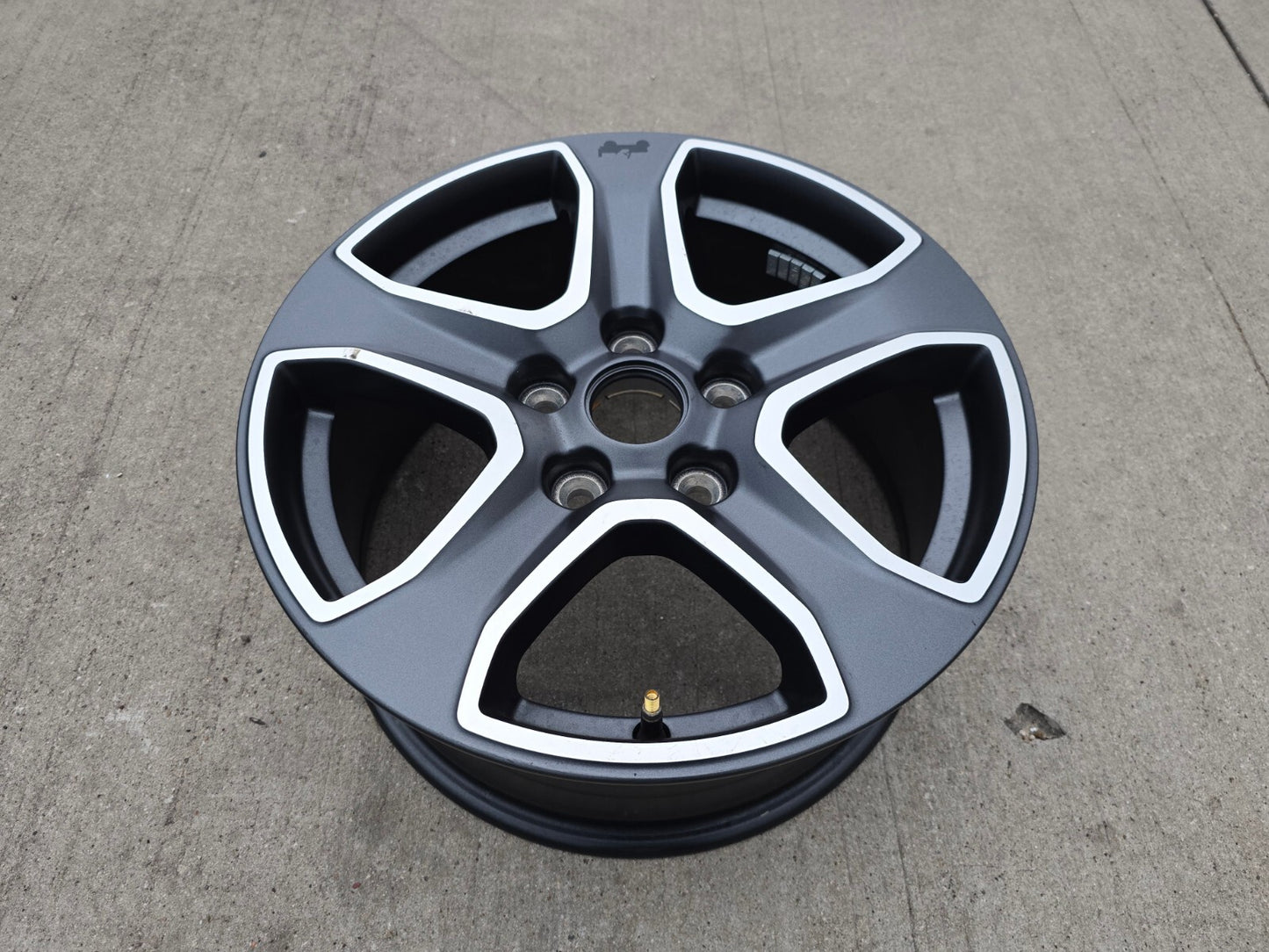17" Jeep Wrangler Rubicon OEM wheel rim 9217 Gladiator spare 2021 2022 2023 2024