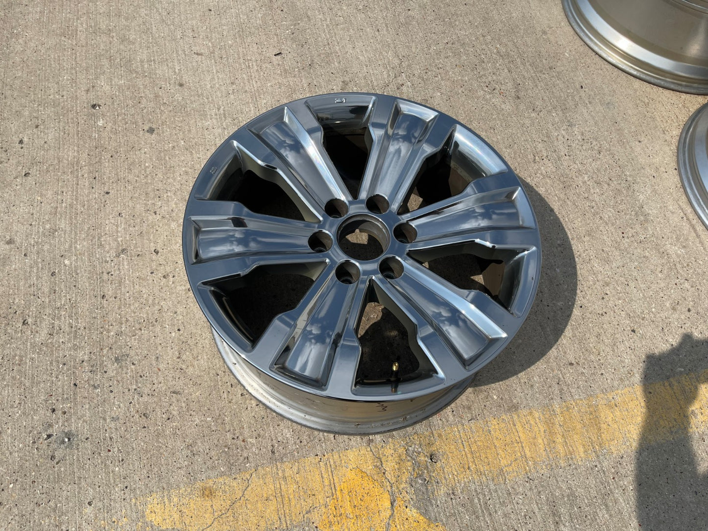 20" Nissan Titan Armada OEM 62753 wheel rim 2017 2018 2019 2020 2021 2023 2024