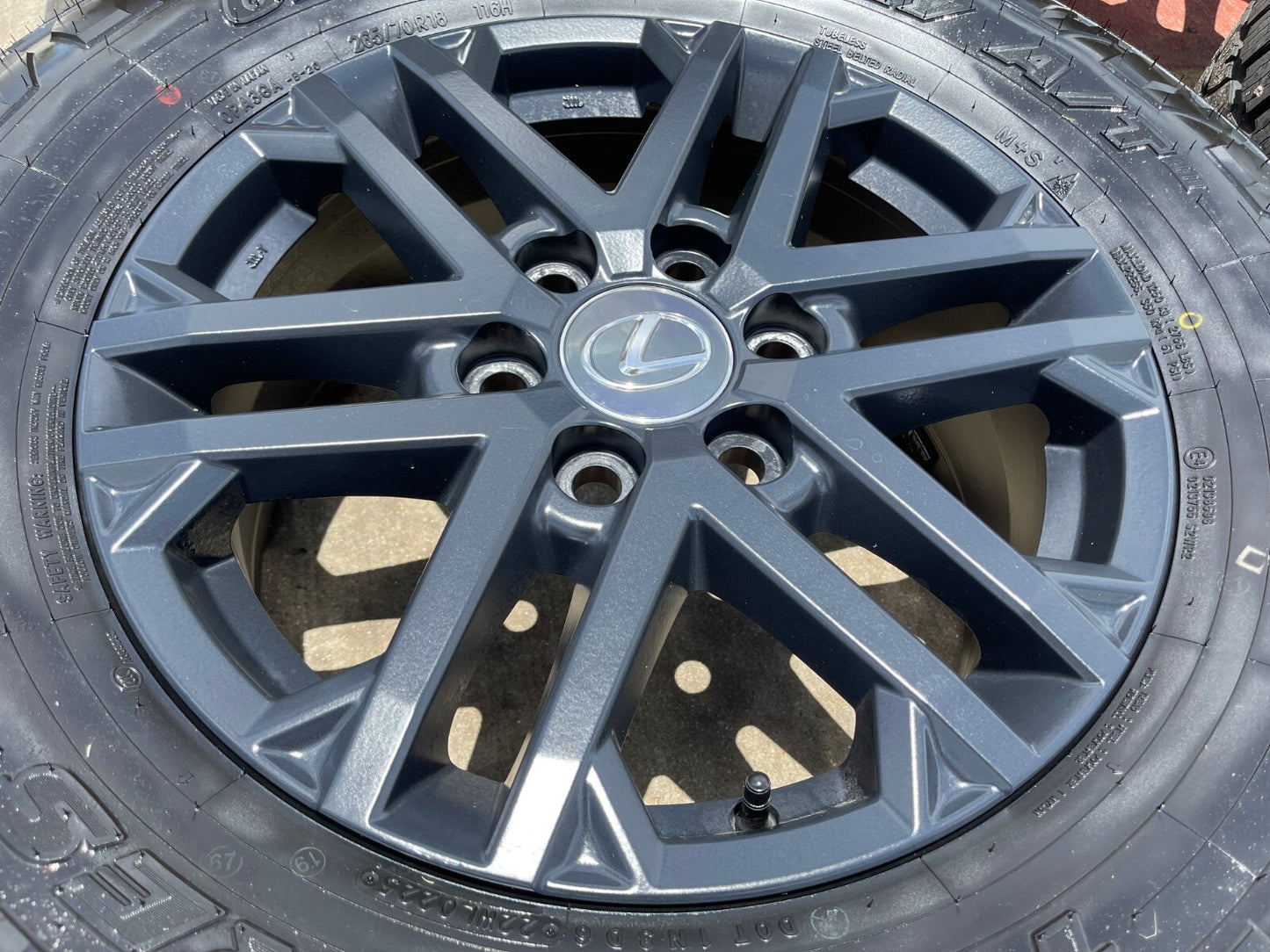 18" Lexus GX550 LX600 Toyota Tundra TRD OEM wheels rims 75281 Sequoia 2026 NEW