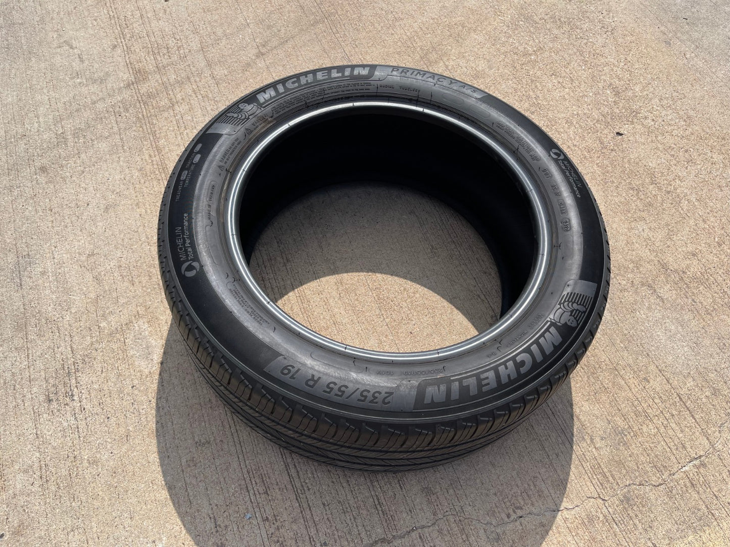 235/55/19 Michelin Primacy A/S tire 101V