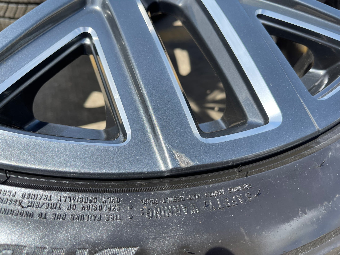 24" GMC Yukon Sierra DENALI OEM wheels rims rim # 84949595 1999-2027