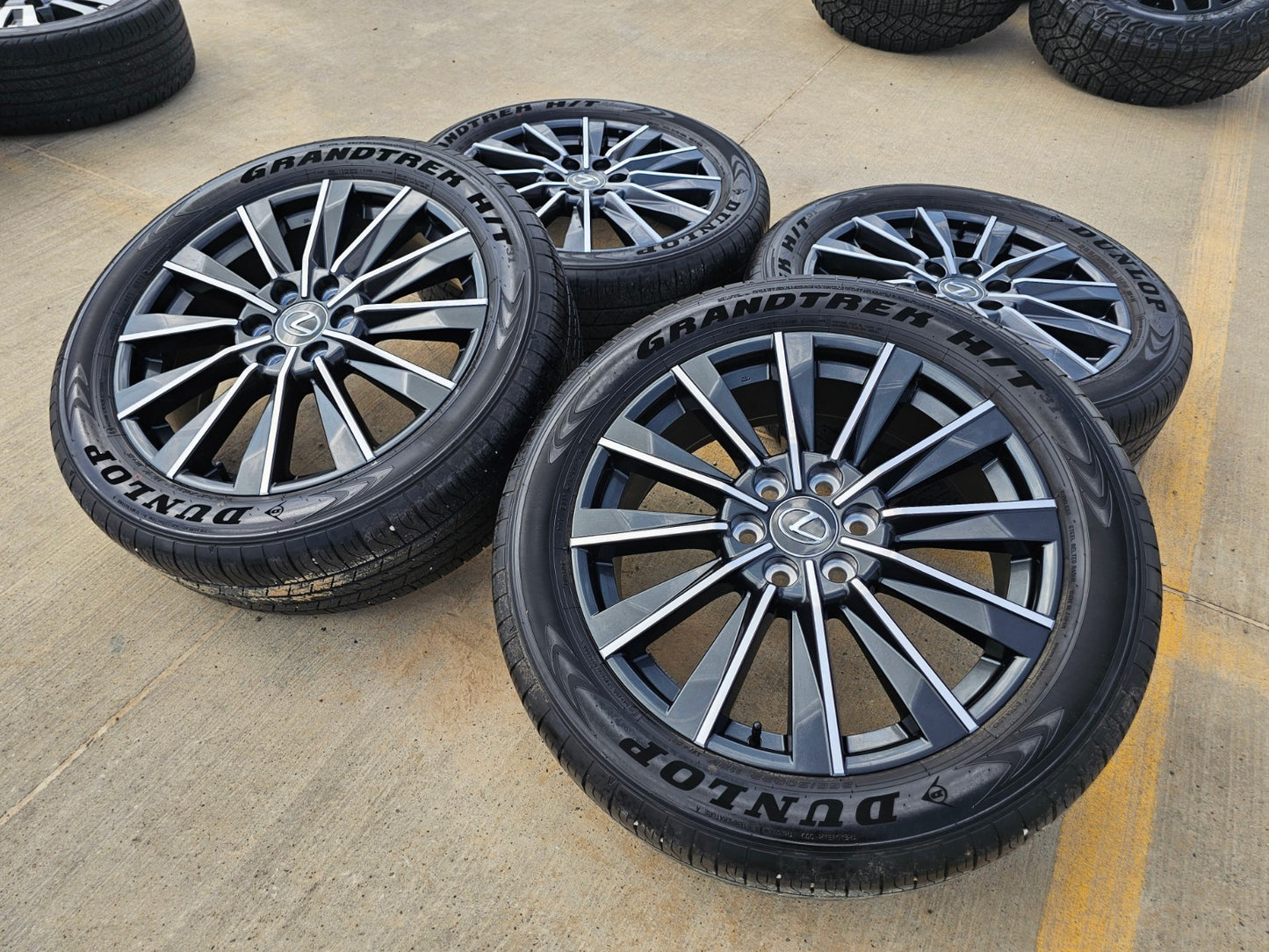 22" Lexus GX550 OEM wheels rims Toyota Land Cruiser Tundra SET 78519 LX600 NEW