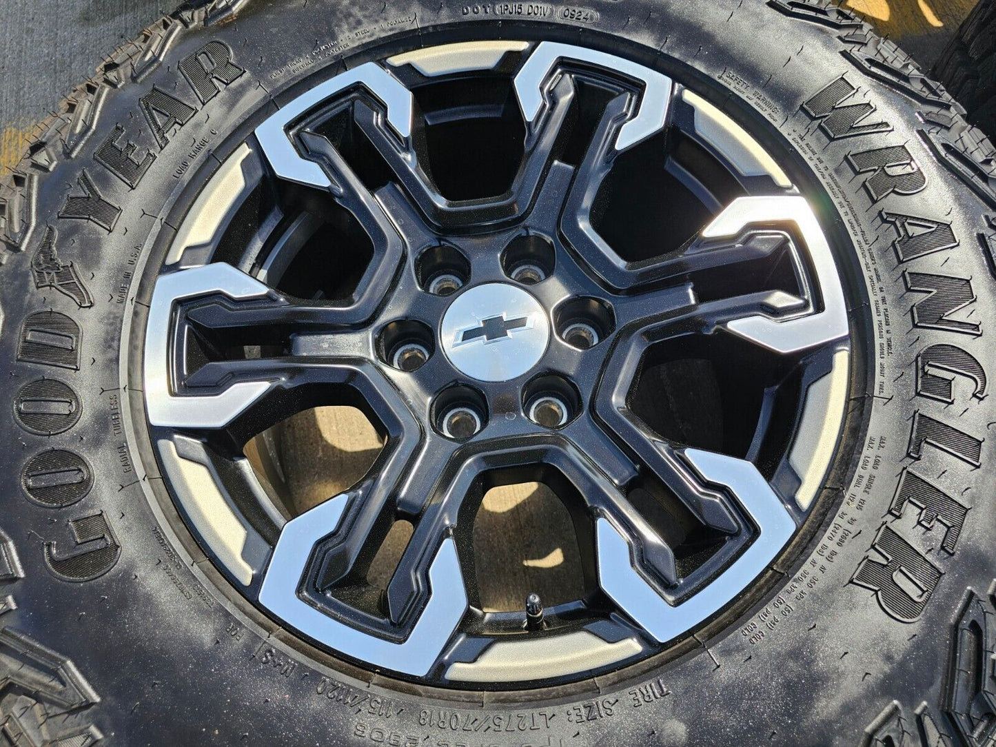 18" Chevy Silverado ZR2 Tahoe GMC Sierra OEM 95415 wheels rims 2024 2025 NEW
