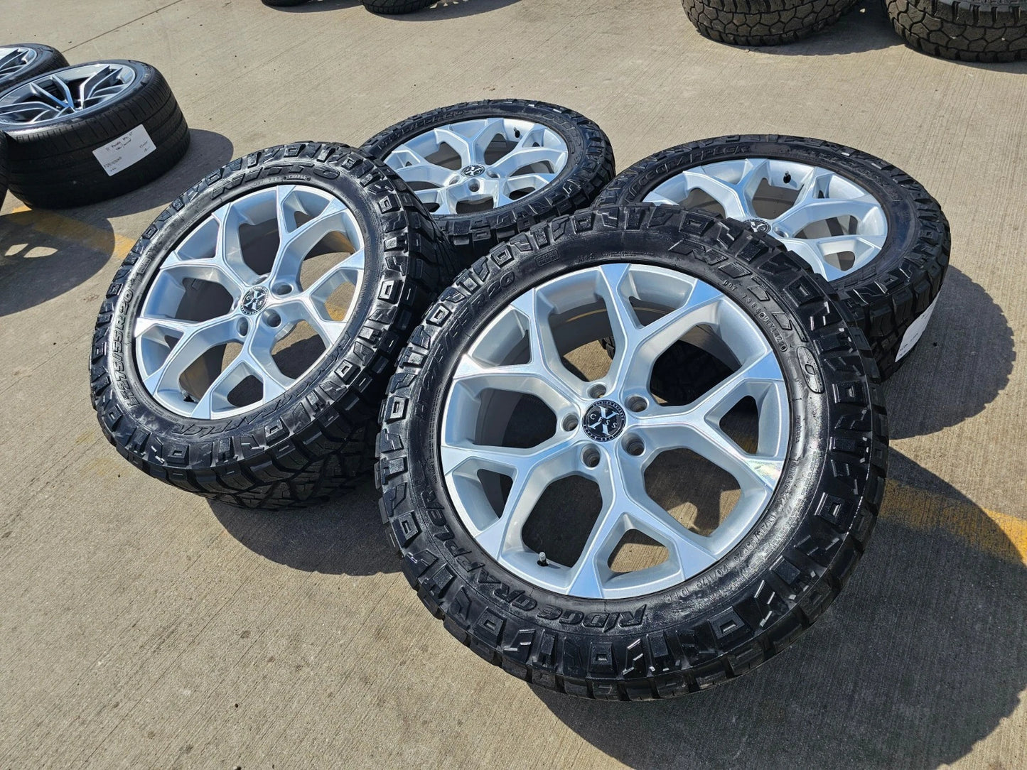 20x8.5 20" Xcess X05 Land Rover DEFENDER Range Rover wheels rims 5x120 5x4.75