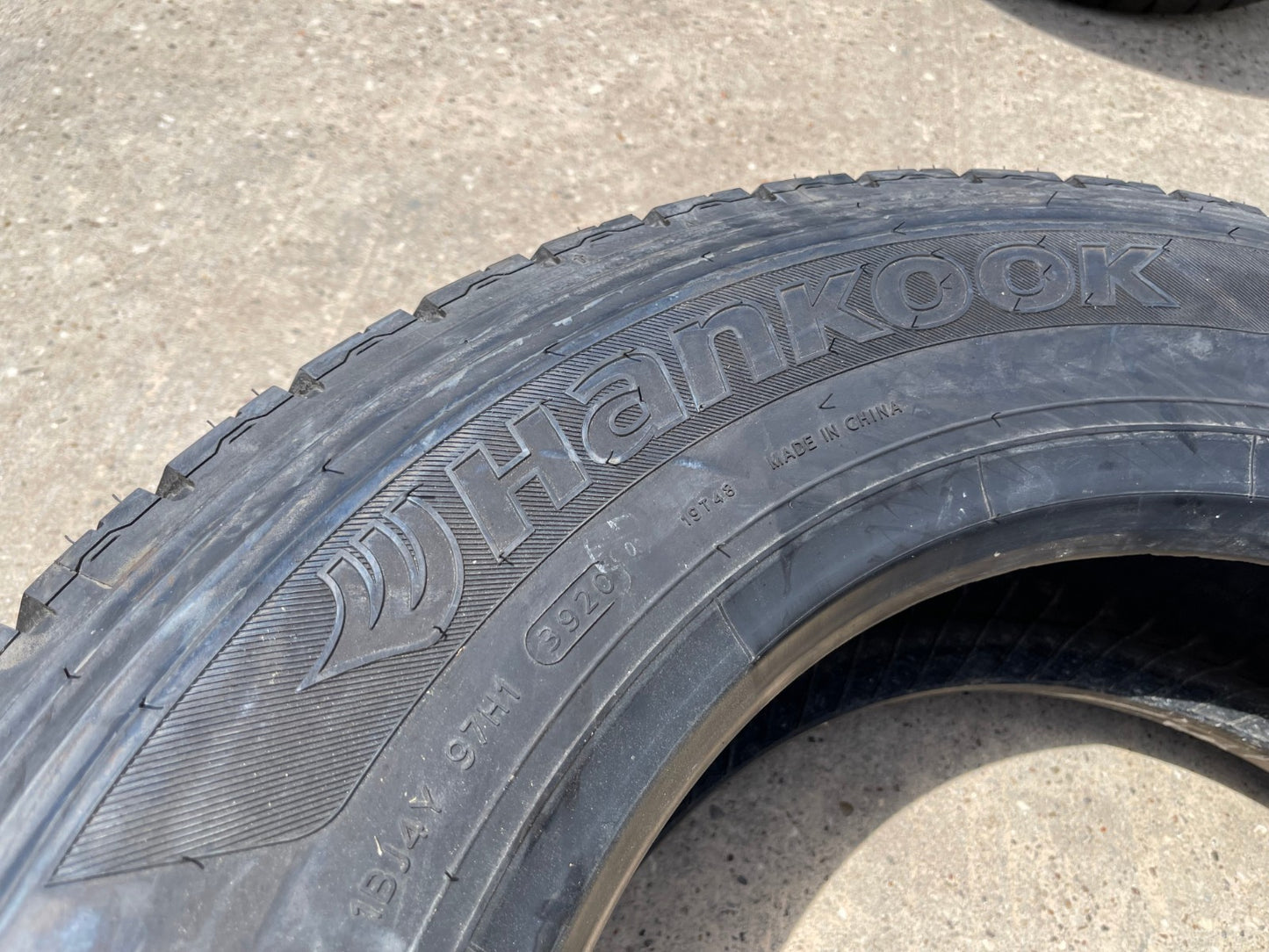 (1) 225/70/19.5 Hankook Smart Flex DH35 225/70R19.5 126N 14 Ply LR G tire