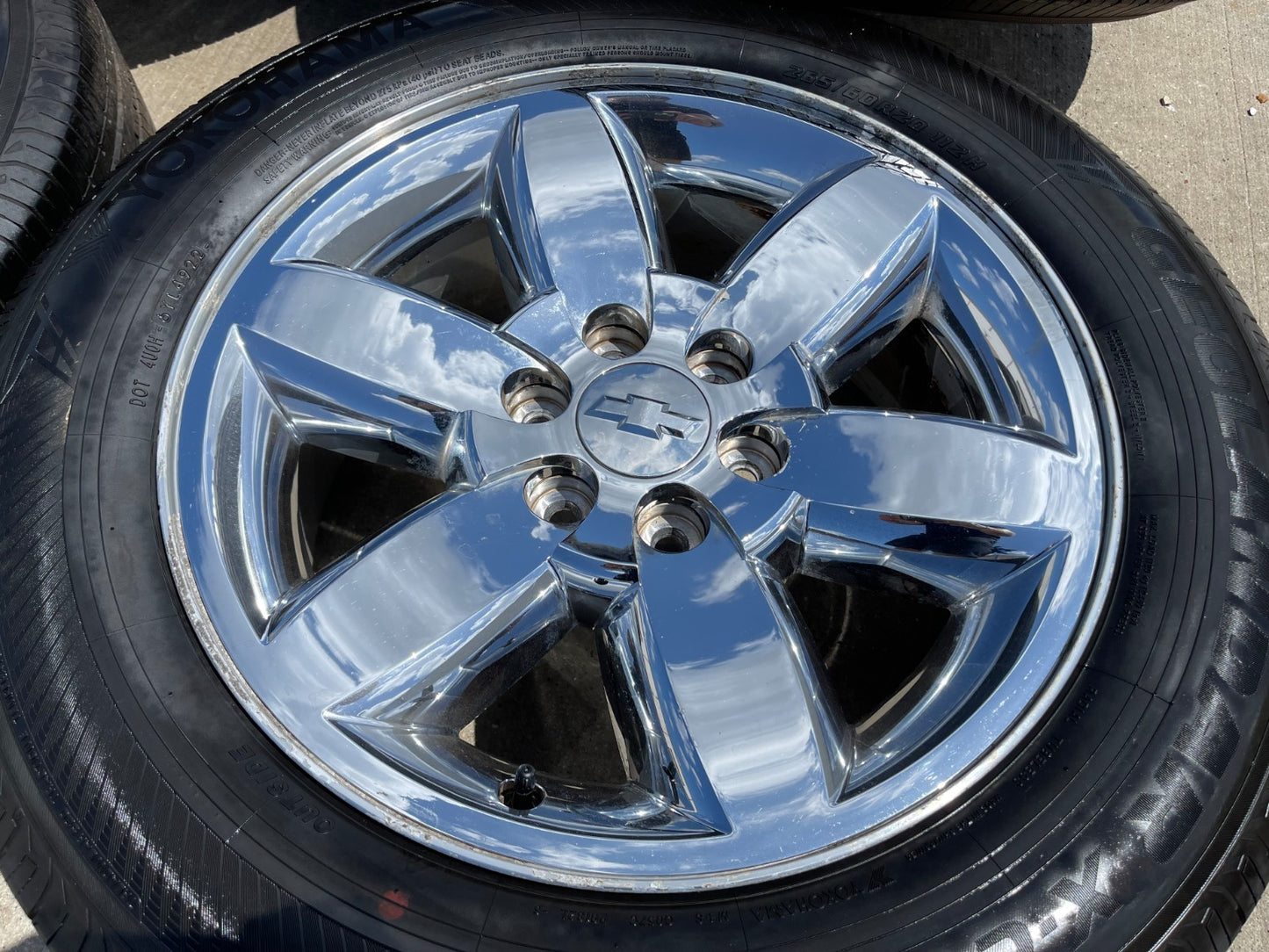 20" GMC Yukon Sierra Chevy Tahoe OEM 5420 CHROME SET wheels rims FITS 1999-2020