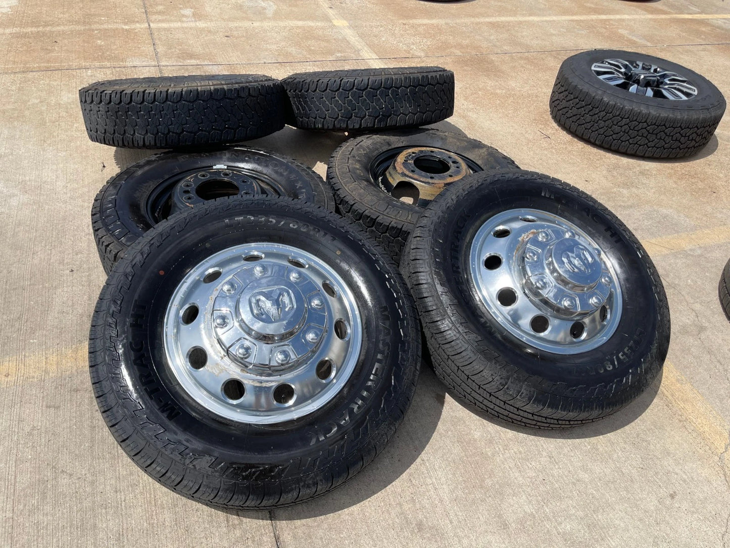 17" Dodge Ram 3500 Dually Laramie 8x200 wheels rims 2701 2702 OEM FIRESTONE
