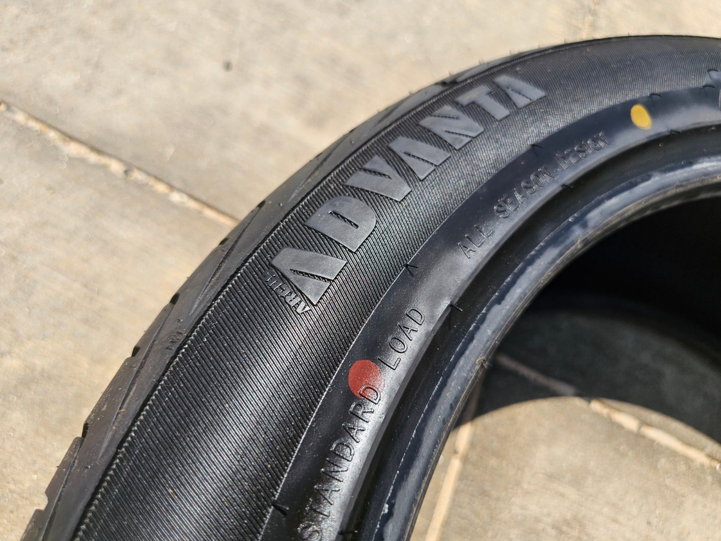 (1) 245/45/20 Advanta HPZ-01 tire SL 245/45R20 99W NEW