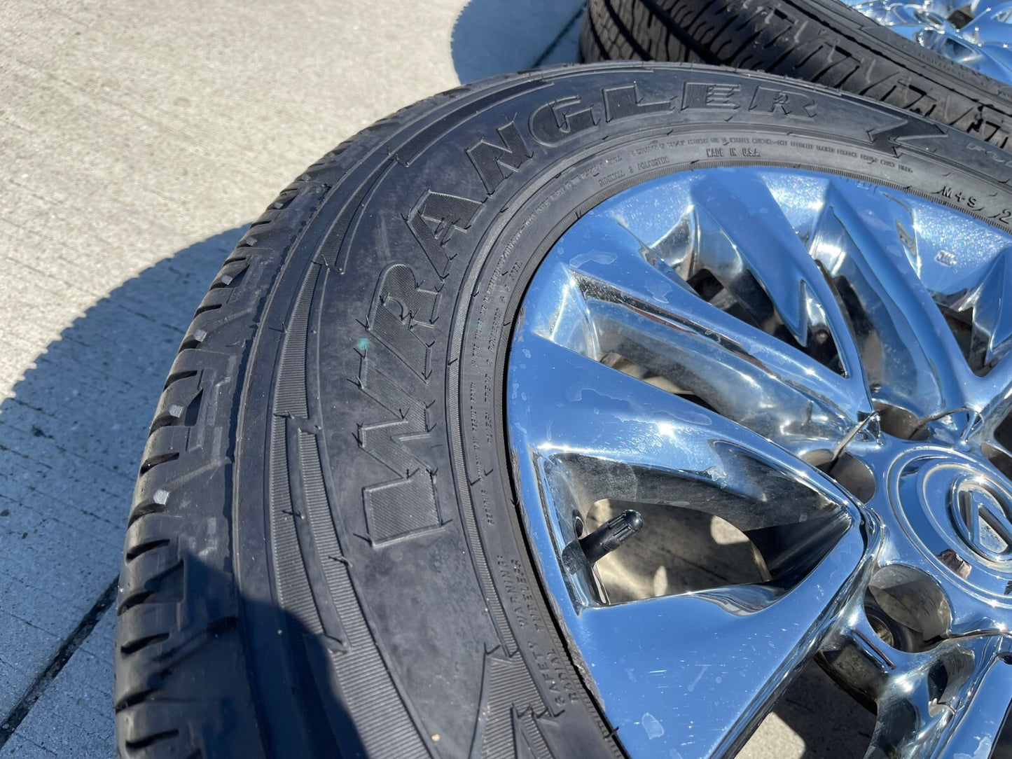 18" Lexus GX460 GX470 Tacoma 4Runner OEM CHROME wheels rims 74297 tires