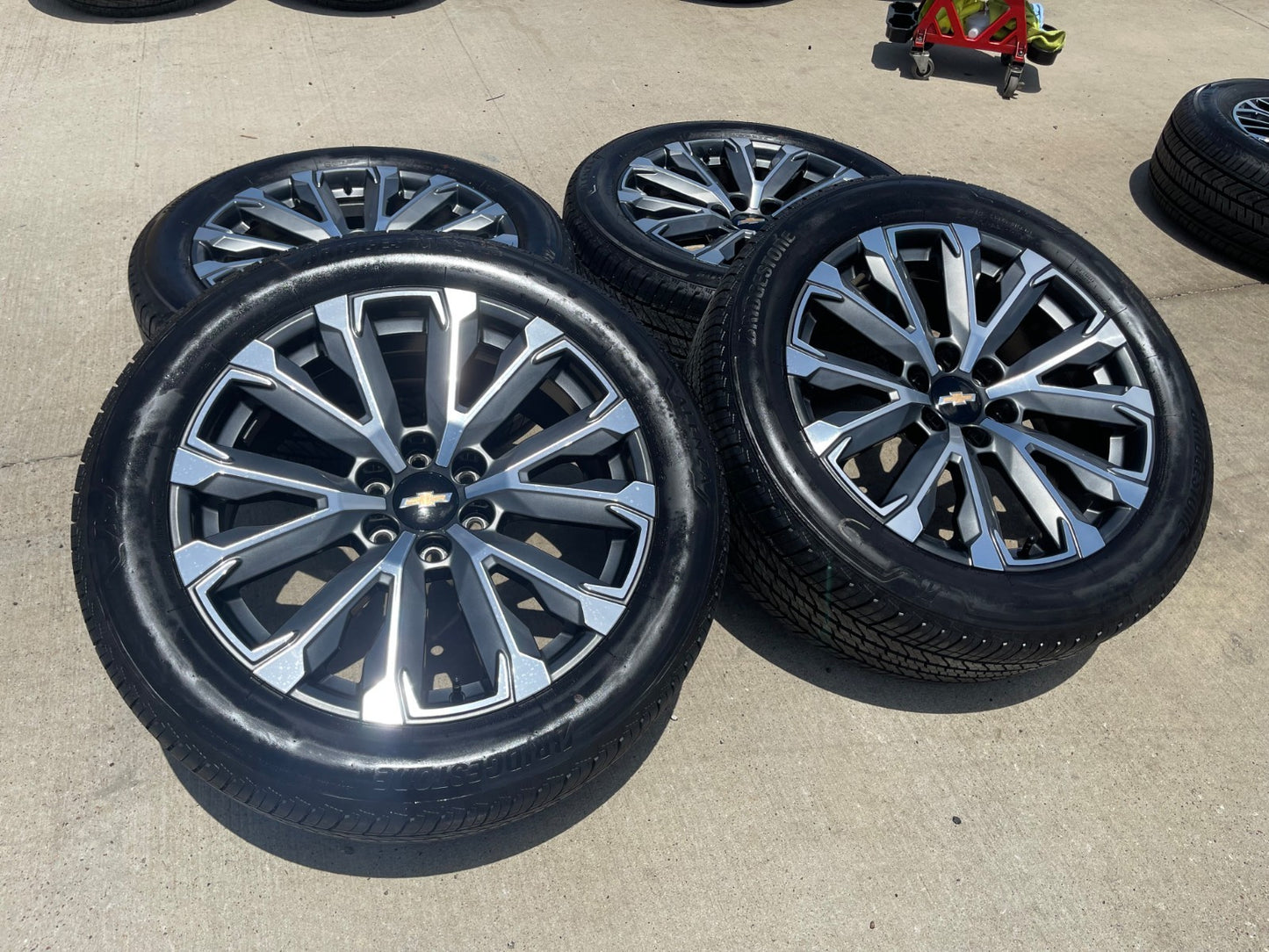 22" Chevy Tahoe Silverado Suburban OEM wheels rims 2023 2024 2025 2026 2027 NEW