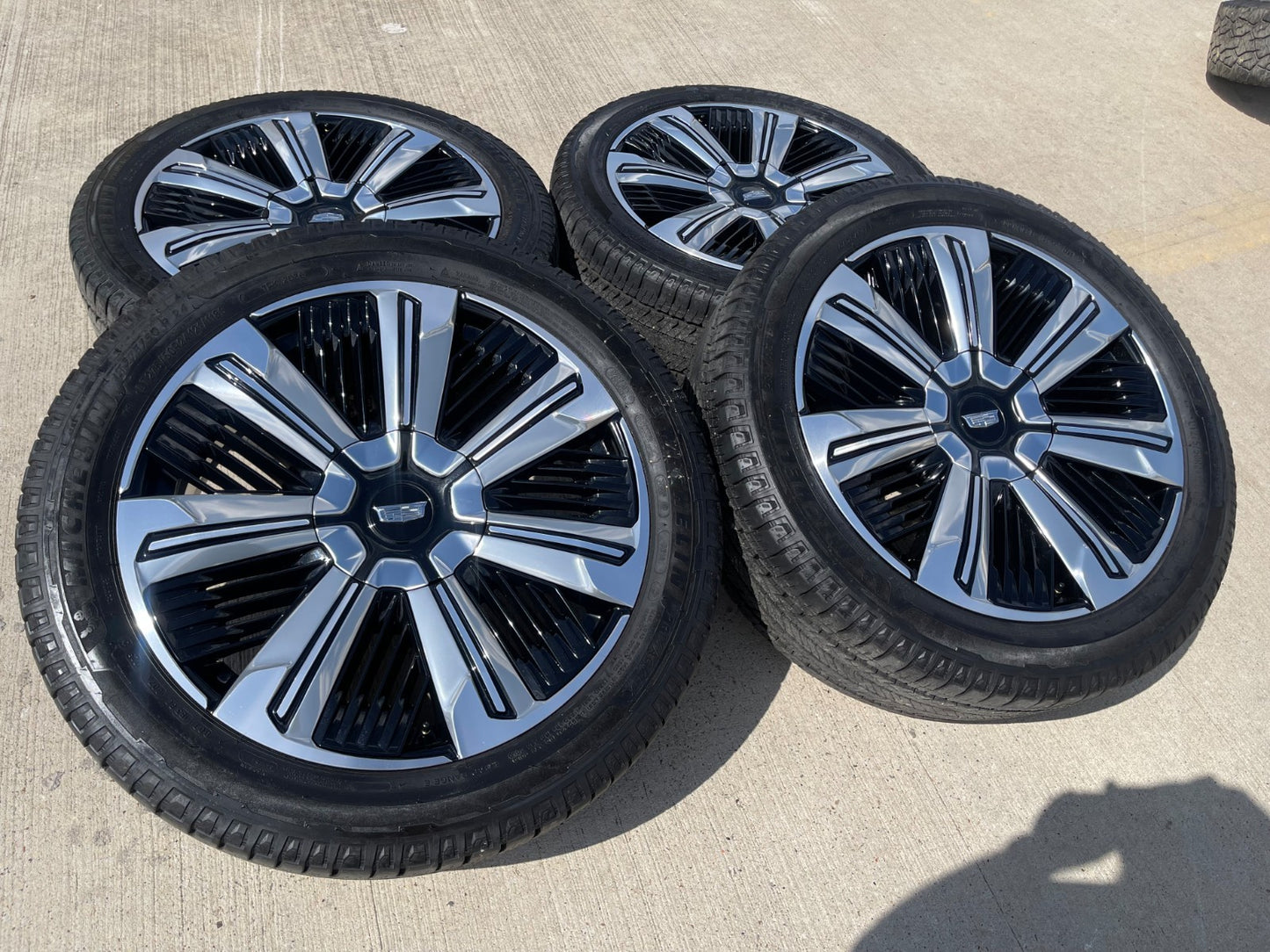 24" Cadillac Escalade IQ EV OEM 4893 wheels rims Hummer 2025 2026 2027