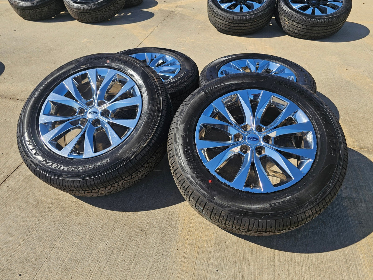 20" Ford F-150 Expedition CHROME rims wheels 10003 OEM tires SET PIRELLI A/TR