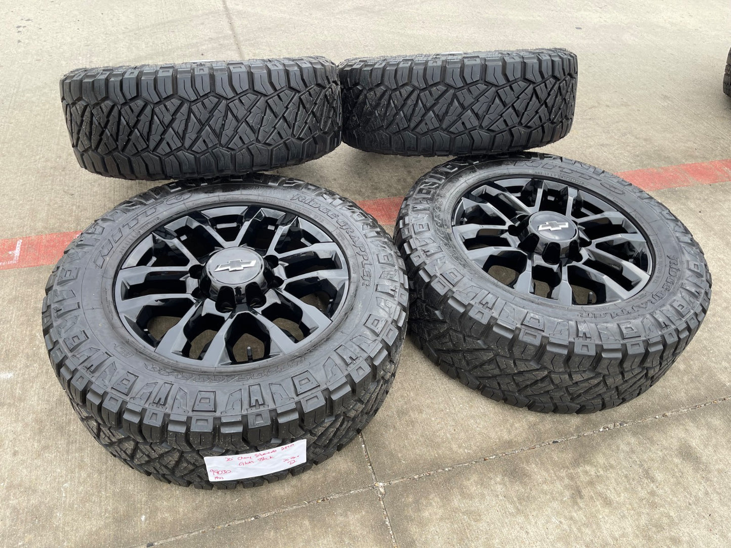 20" Chevy Silverado Trail Boss GMC AT4 2500 OEM 94030 wheels rims NIRTO 34"