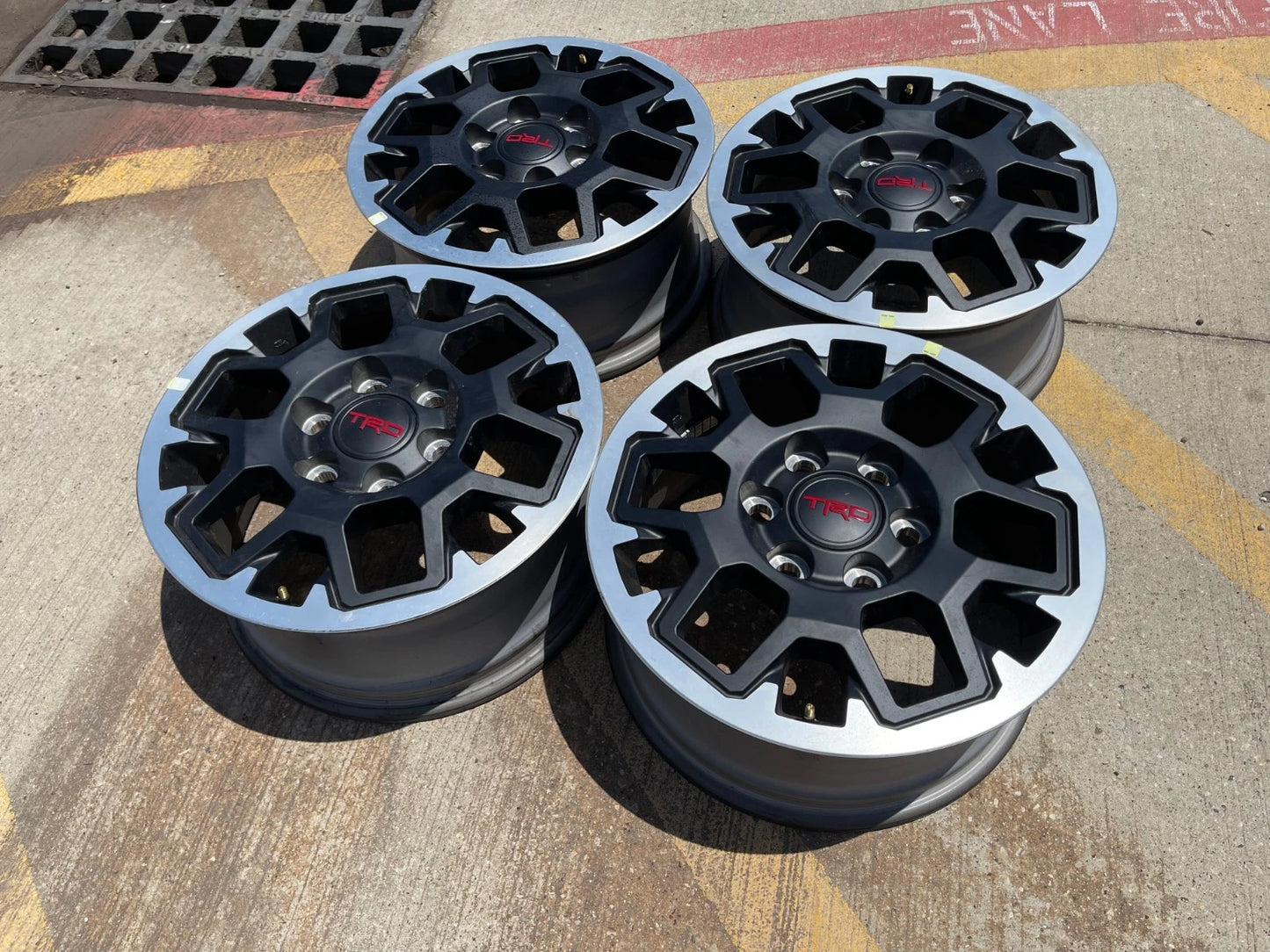 17" Toyota Tacoma 4Runner TRD OEM 10638 95893 42611 wheels rims 2025 2026 NEW