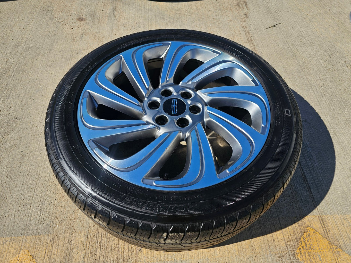 (1) 22" Lincoln Navigator BLACK LABEL OEM 10497 rim wheel 2022 2023 2024 GENERAL