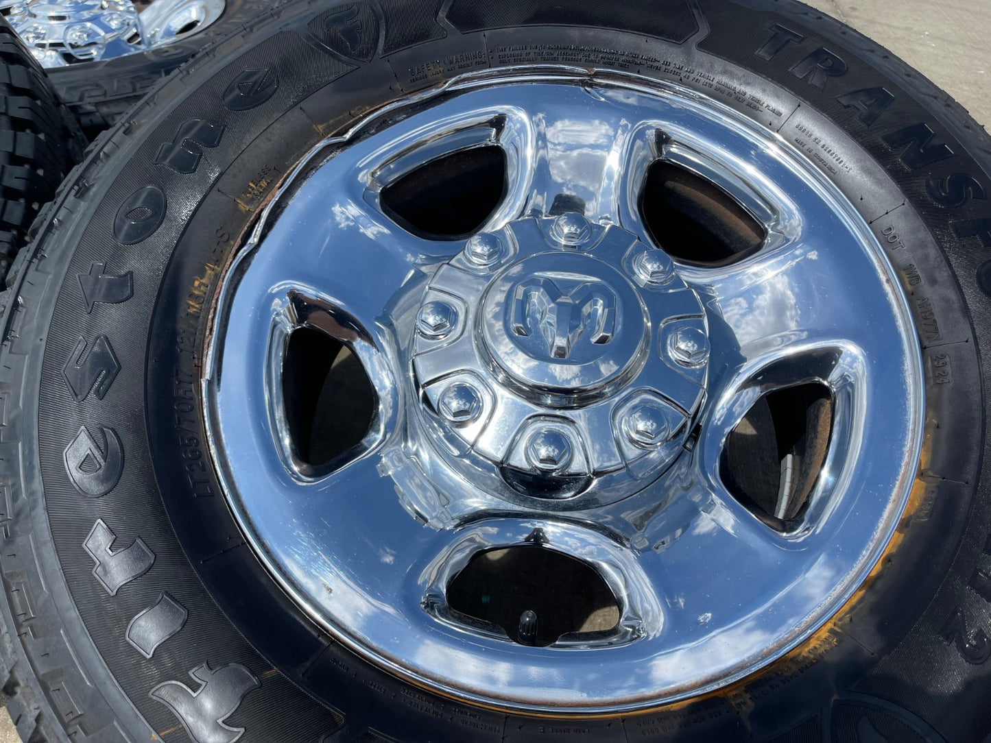 17" Ram 2500 3500 Laramie Power Wagon OEM 2186 wheels rims FIRESTONE A/T2