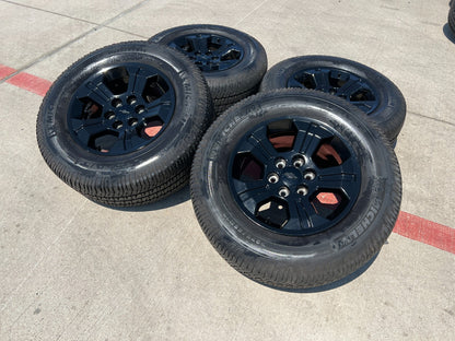 18" Chevy Tahoe Suburban Z71 OEM 5647 5753 wheels rims tires black Silverado