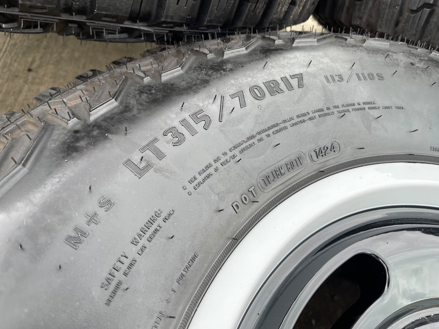 17" Ford Bronco HERITAGE Edition wheels rims white GOODYEAR 35" DISCOUNTED