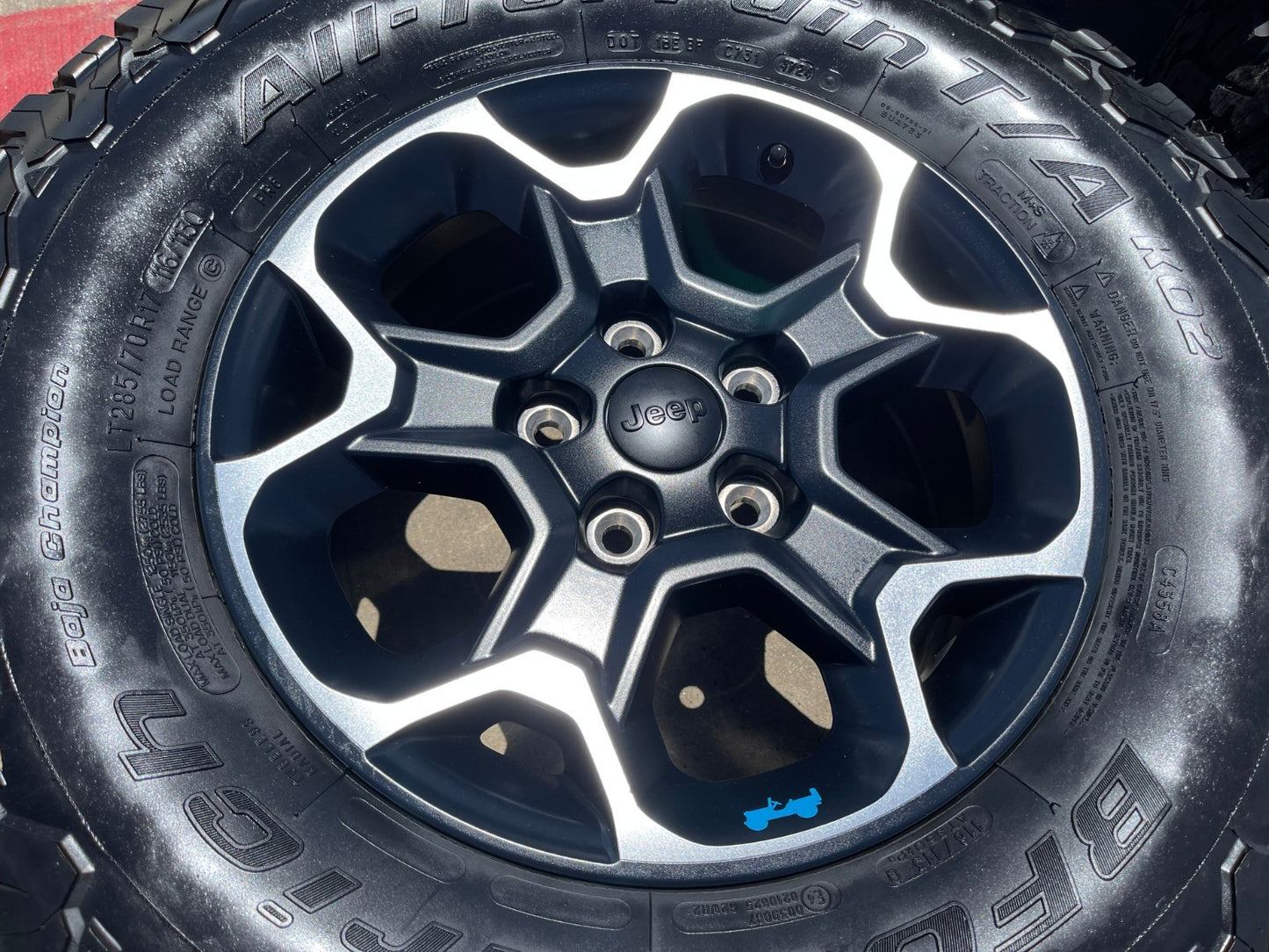 17" Jeep Wrangler Rubicon OEM wheels rims Gladiator 96832 9282 BFG KO2 A/T 33"