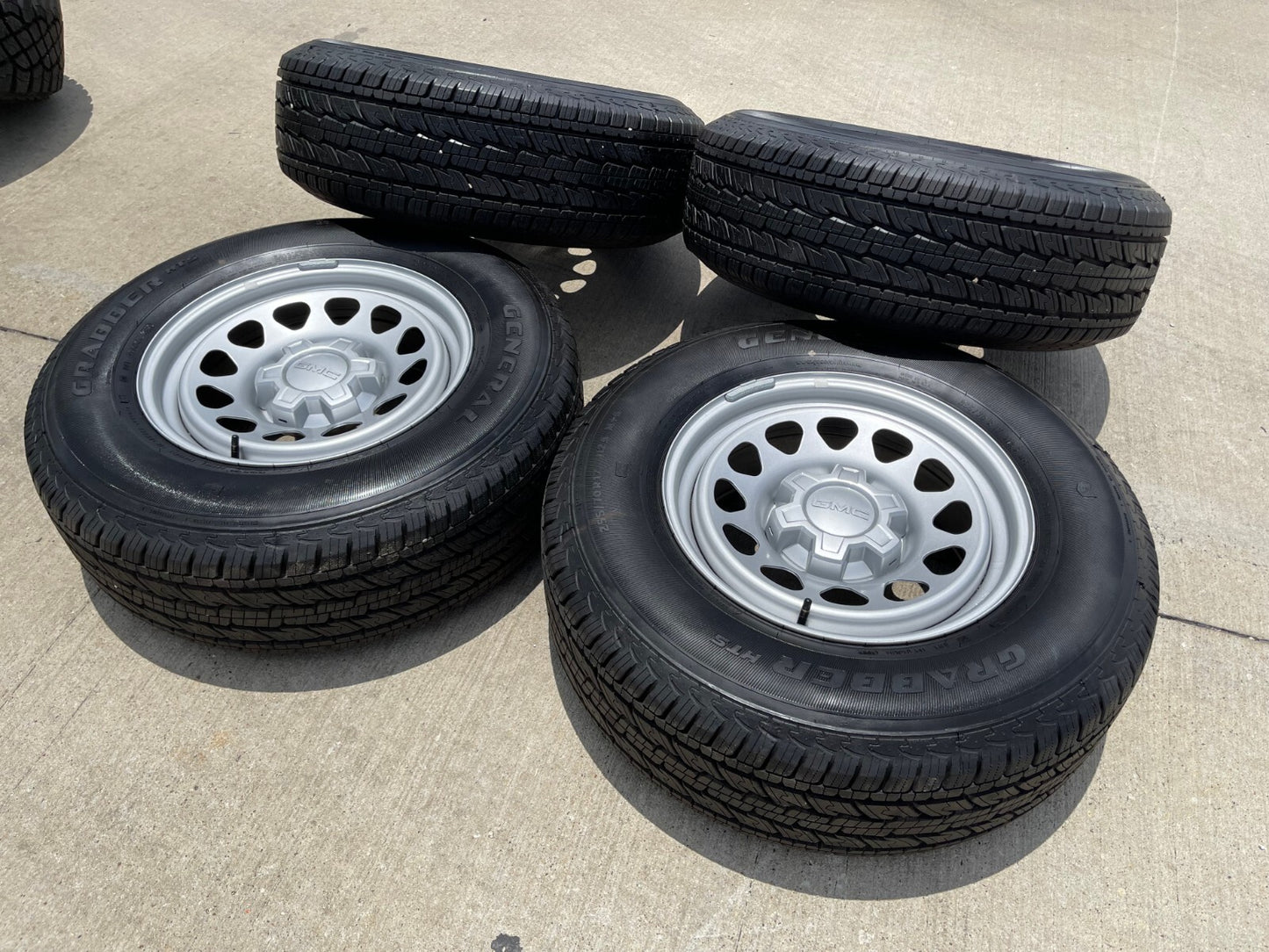 17" GMC Sierra Chevy Silverado Colorado Canyon OEM wheels rims 8130 Yukon NEW