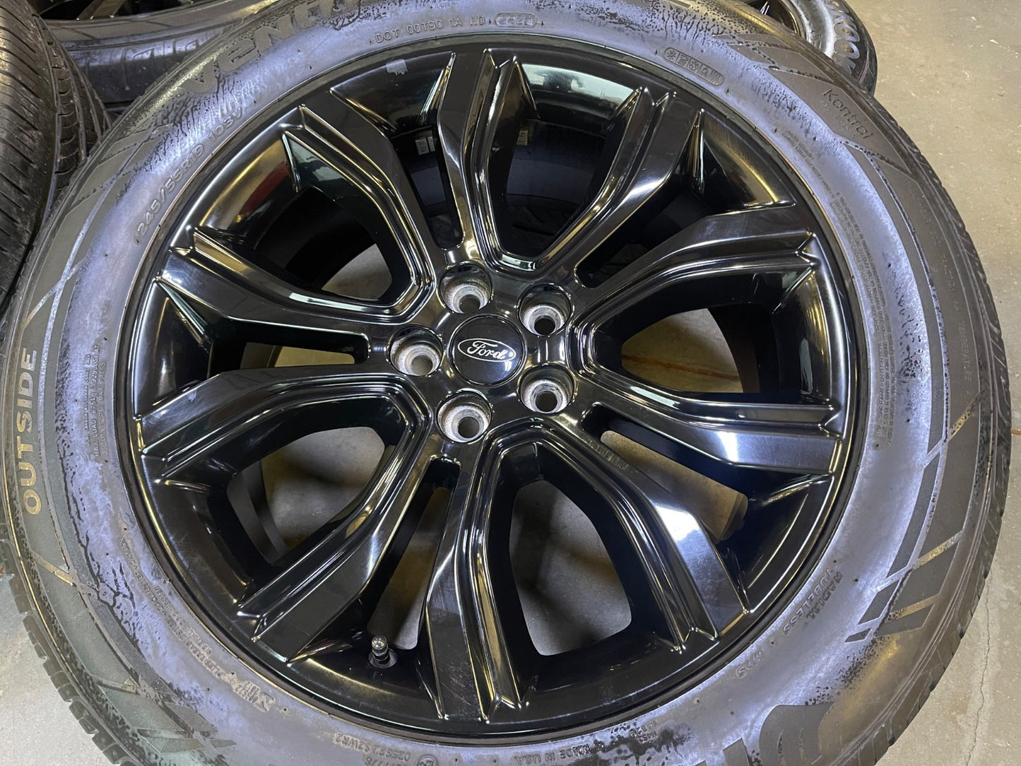 19" Ford Edge Lincoln MKX MKC OEM 10195 rims wheels 2021 2022 2023 2024 2025