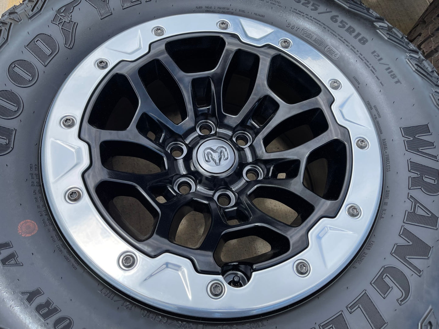 (5) 18" Dodge Ram 1500 TRX Beadlock OEM 2735 RHO wheels rims SET 2024 2025 2026