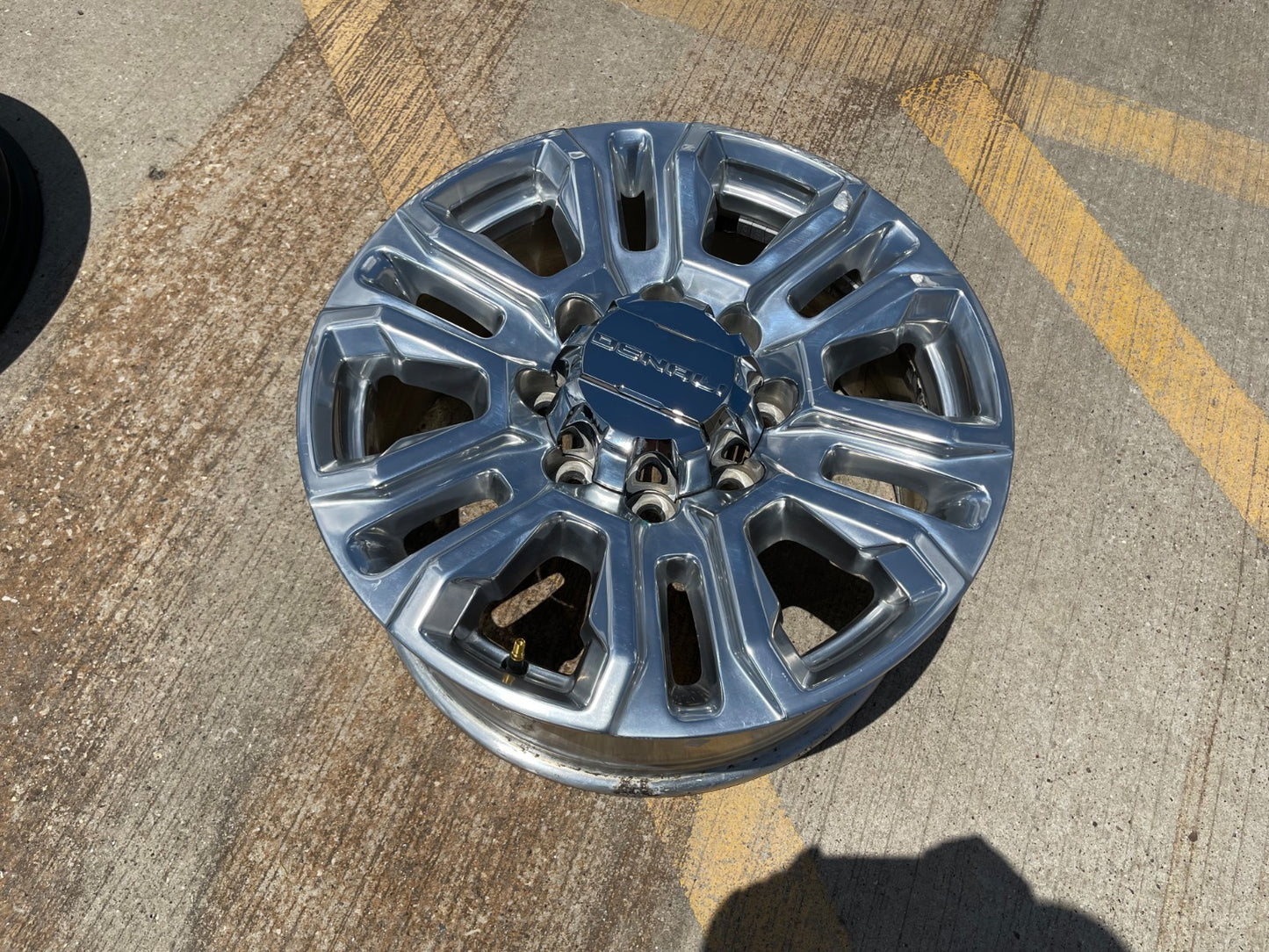 20" GMC Sierra Denali 2500 3500 OEM 5957 spare wheel rim