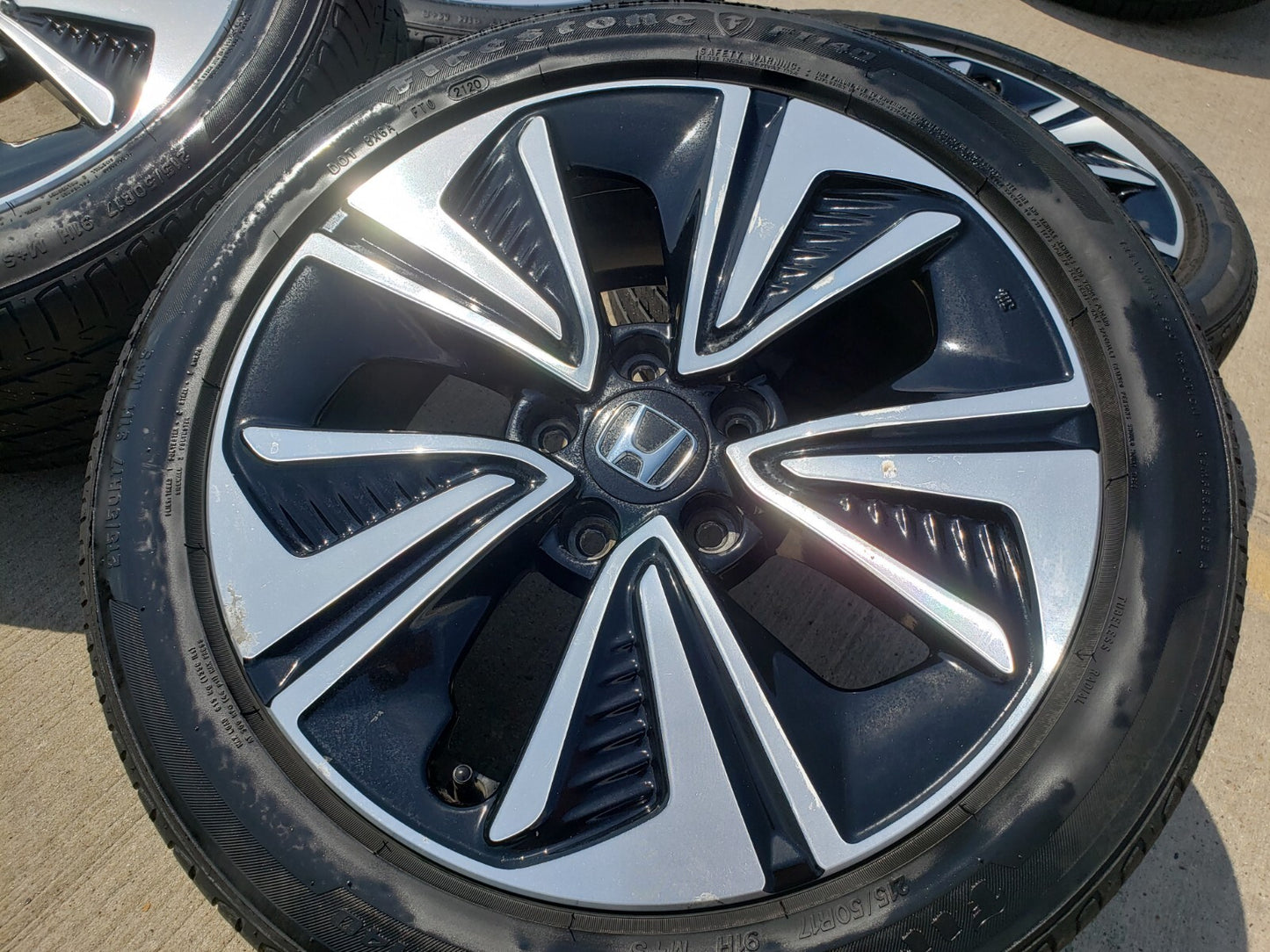 17" Honda Civic OEM wheels rims 64098 Accord HR-V tires