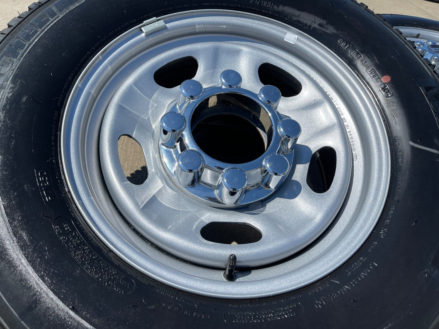 17" Ford F-250 F-350 OEM 3828 wheels rims tires MICHELIN 2023 2024 2025 2026 NEW
