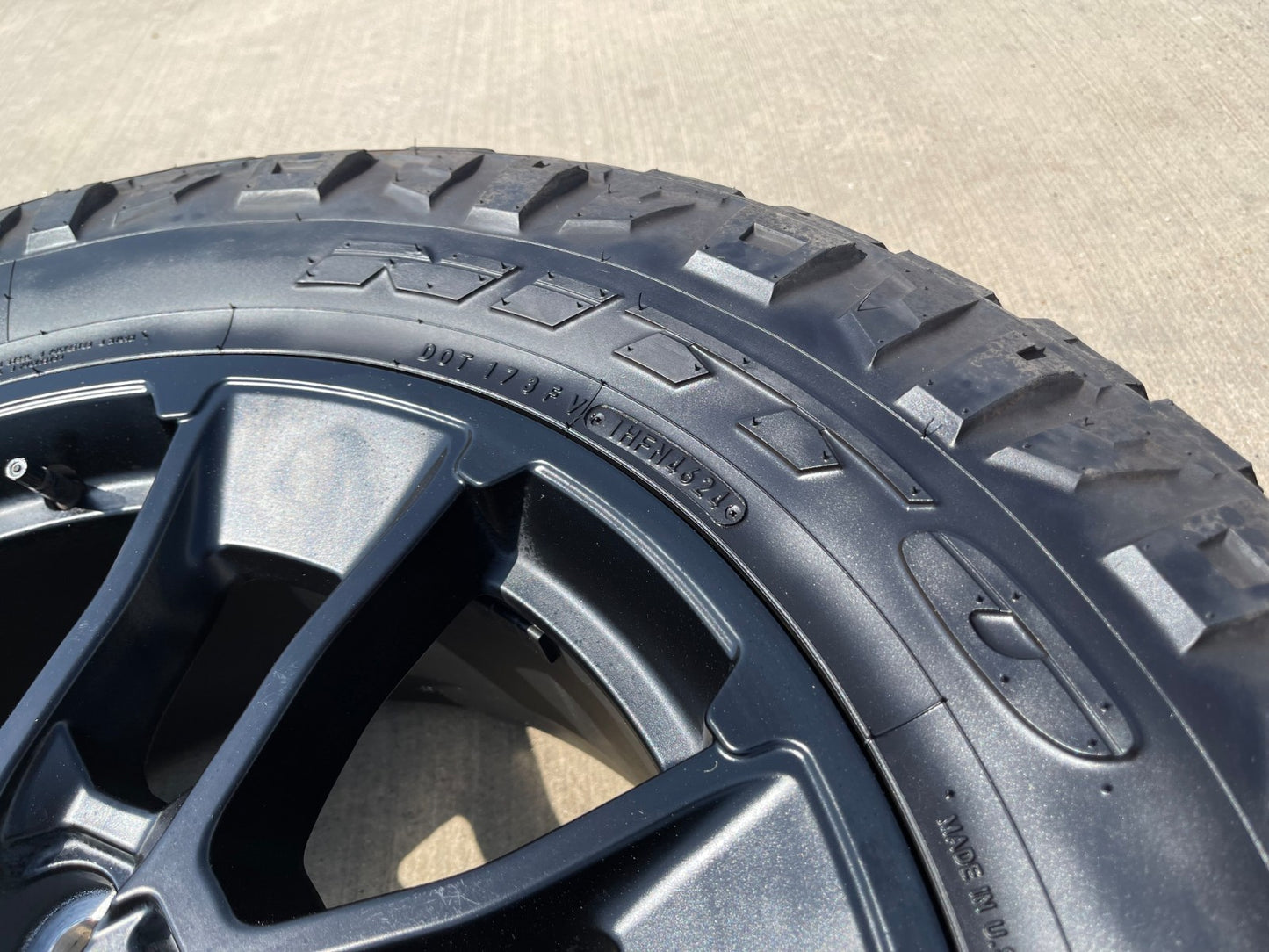 20" Toyota Tundra TRD OEM wheels rims 95314 65196 Sequoia SET NITRO 35"