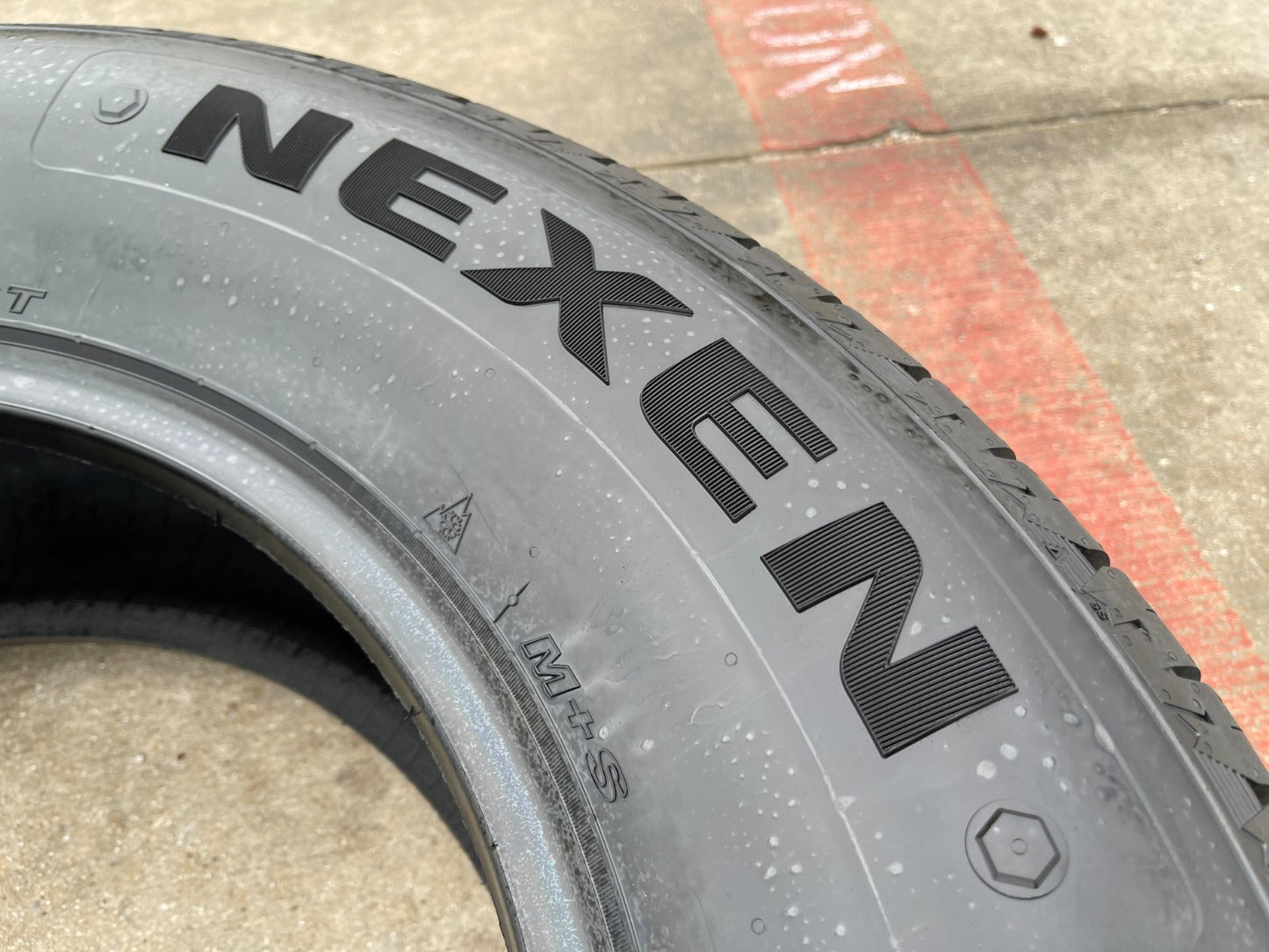 (1) 275/65/18 Nexen Roadian HTX2 tire 275/65r18 116T NEW